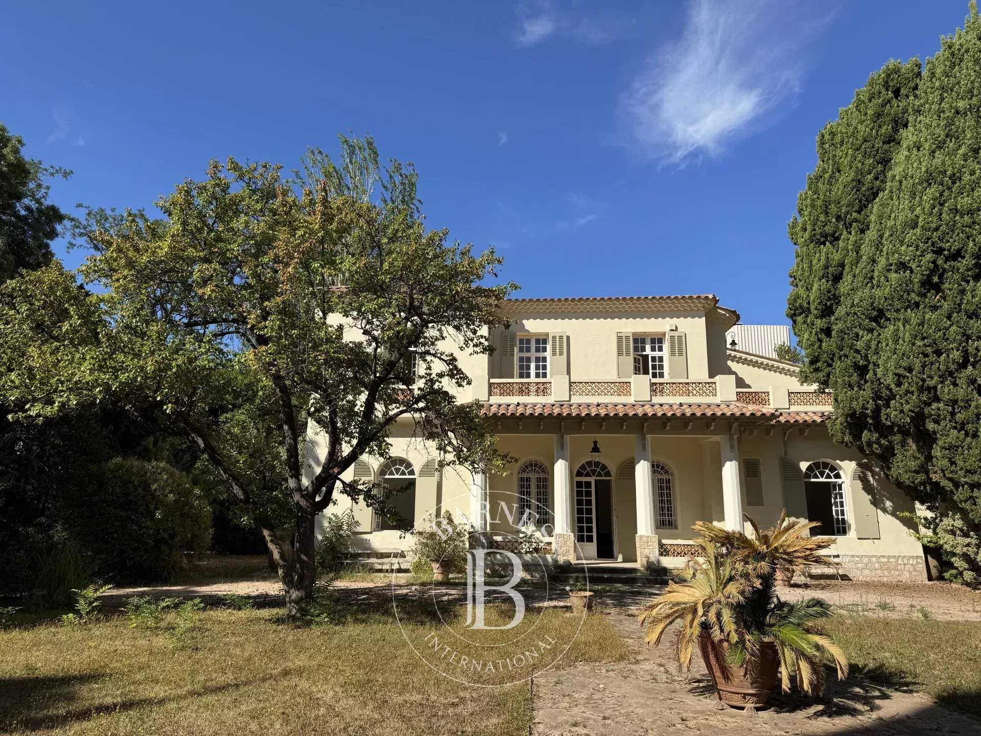 House Marseille 13008  -  ref 85111714 (picture 1)