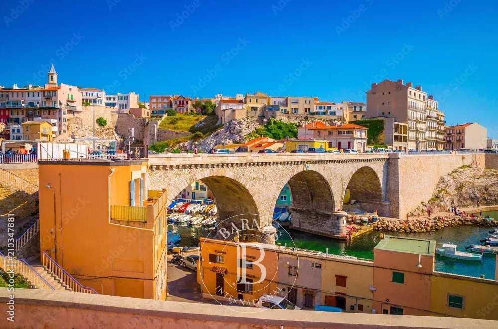Apartment Marseille 13007  -  ref 85656778 (picture 2)