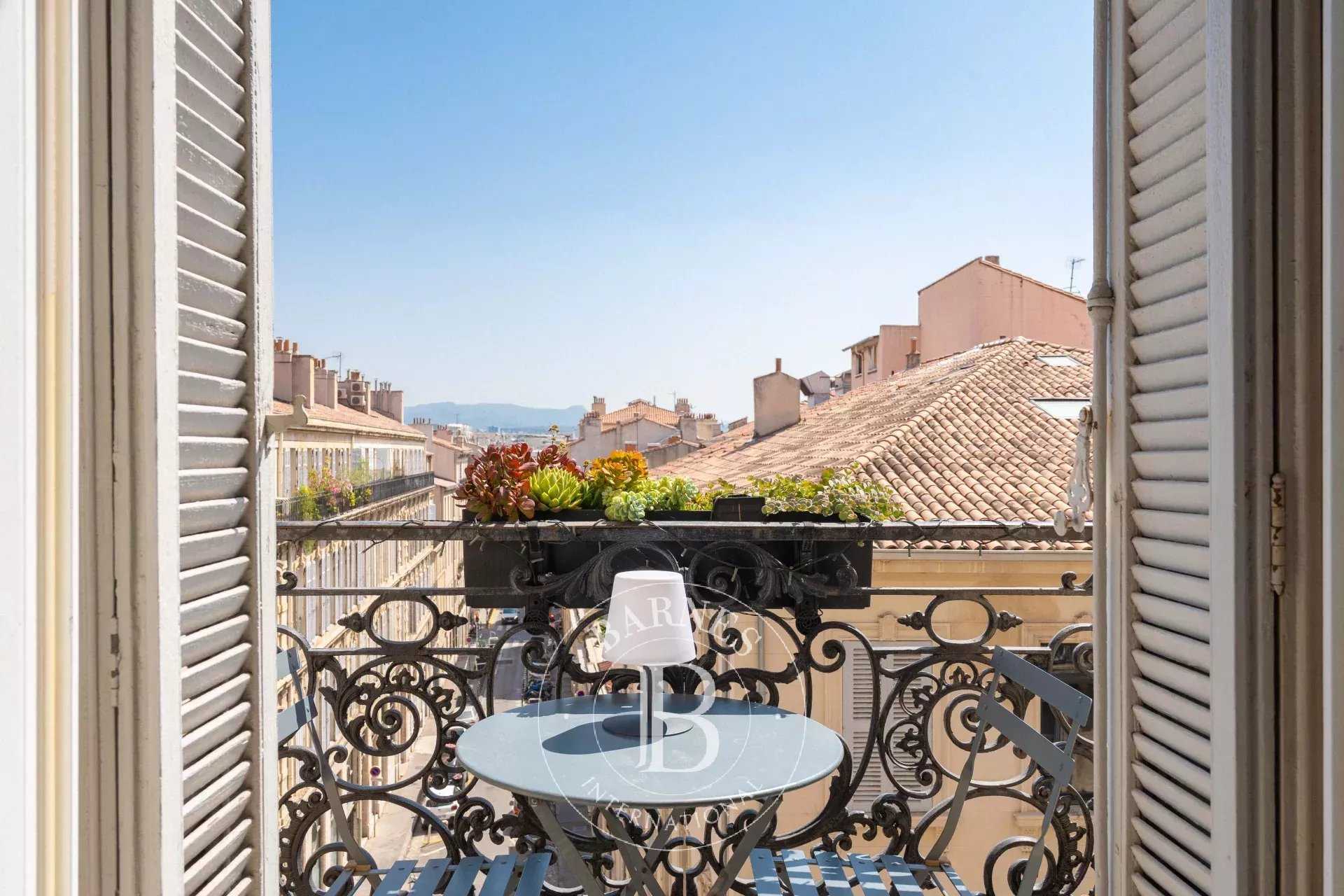 Appartement Marseille 13006  -  ref 86005622 (picture 2)