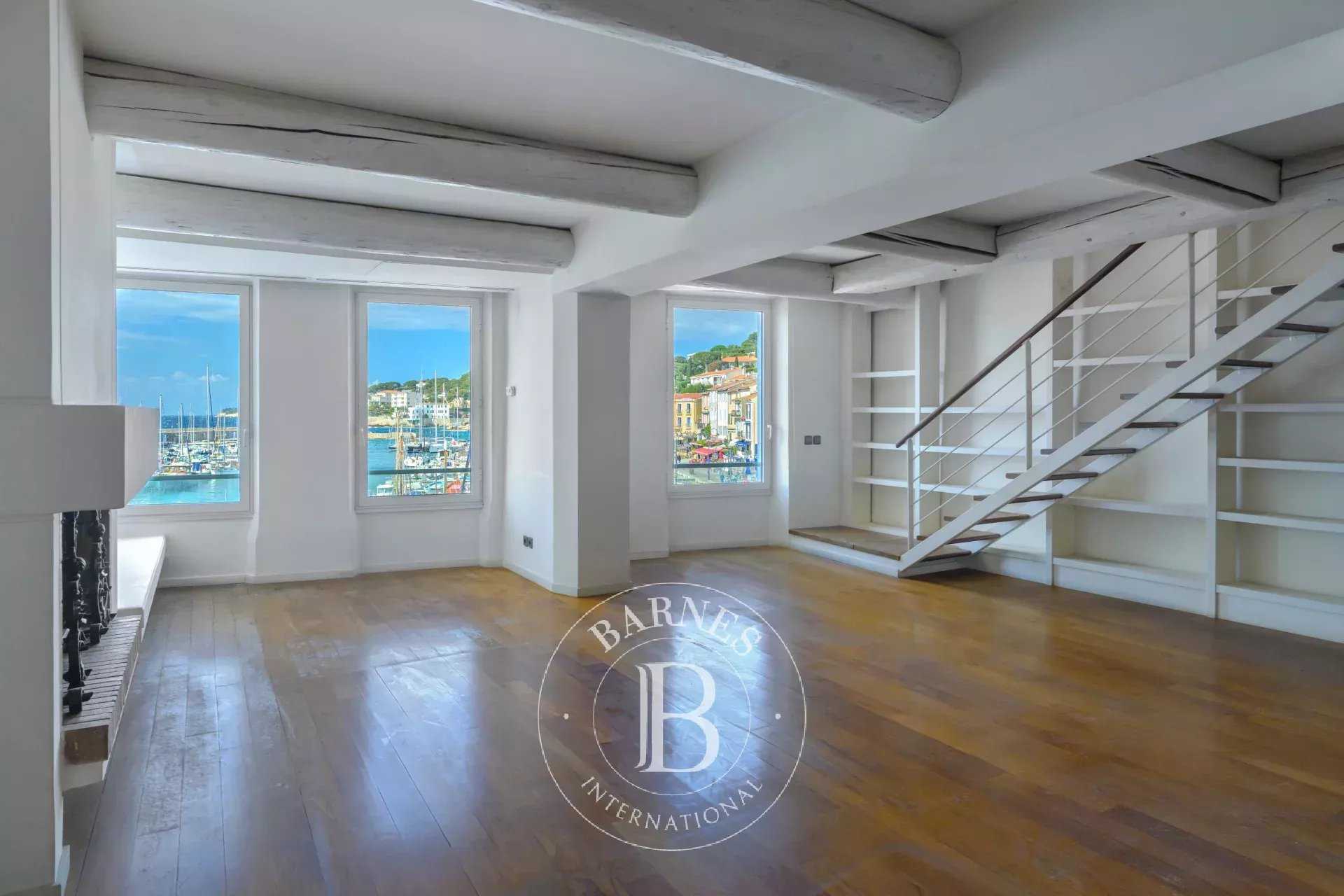 Maison de ville Cassis  -  ref 85744653 (picture 1)