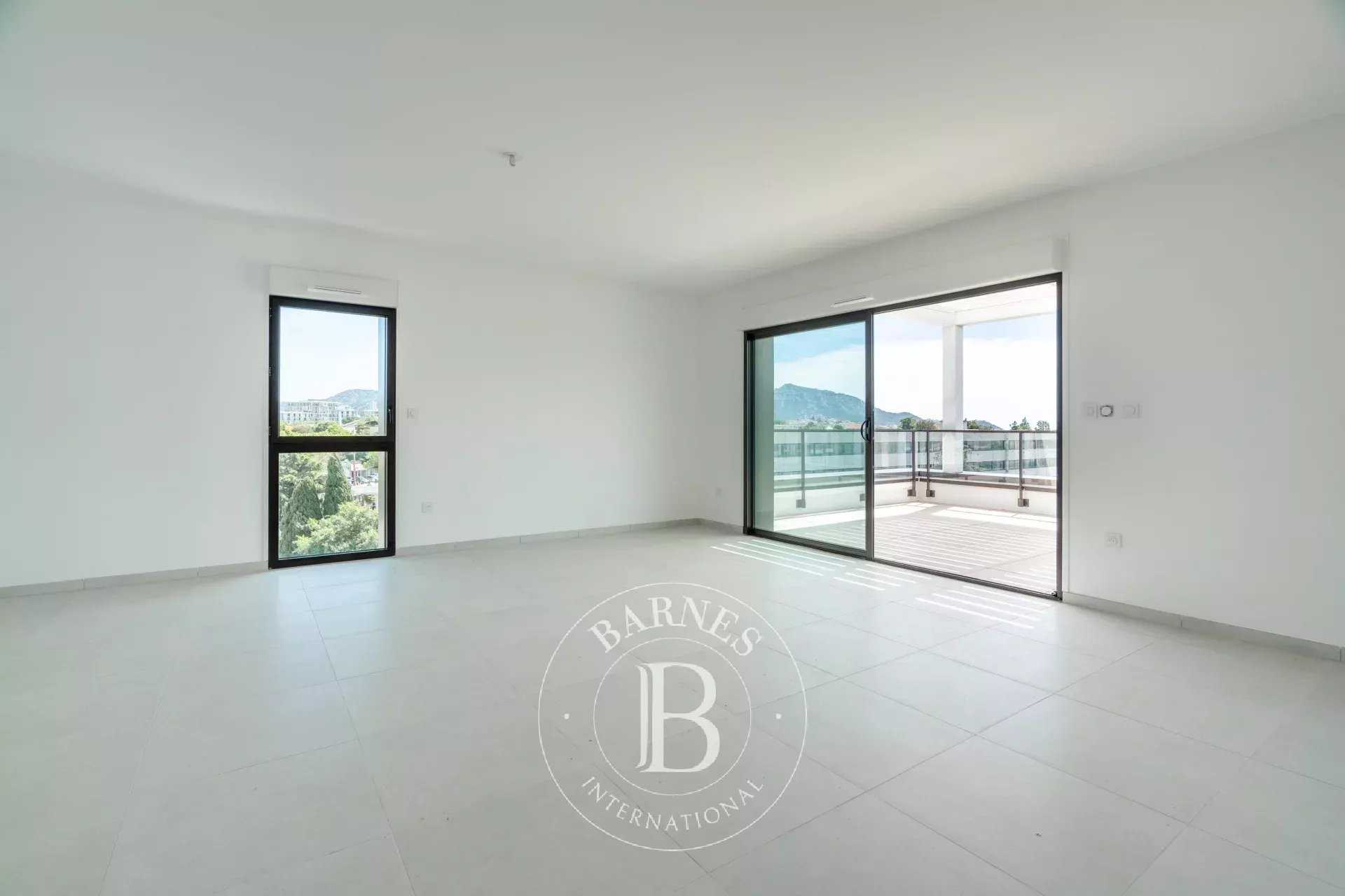 Appartement Marseille 13008  -  ref 85943178 (picture 3)