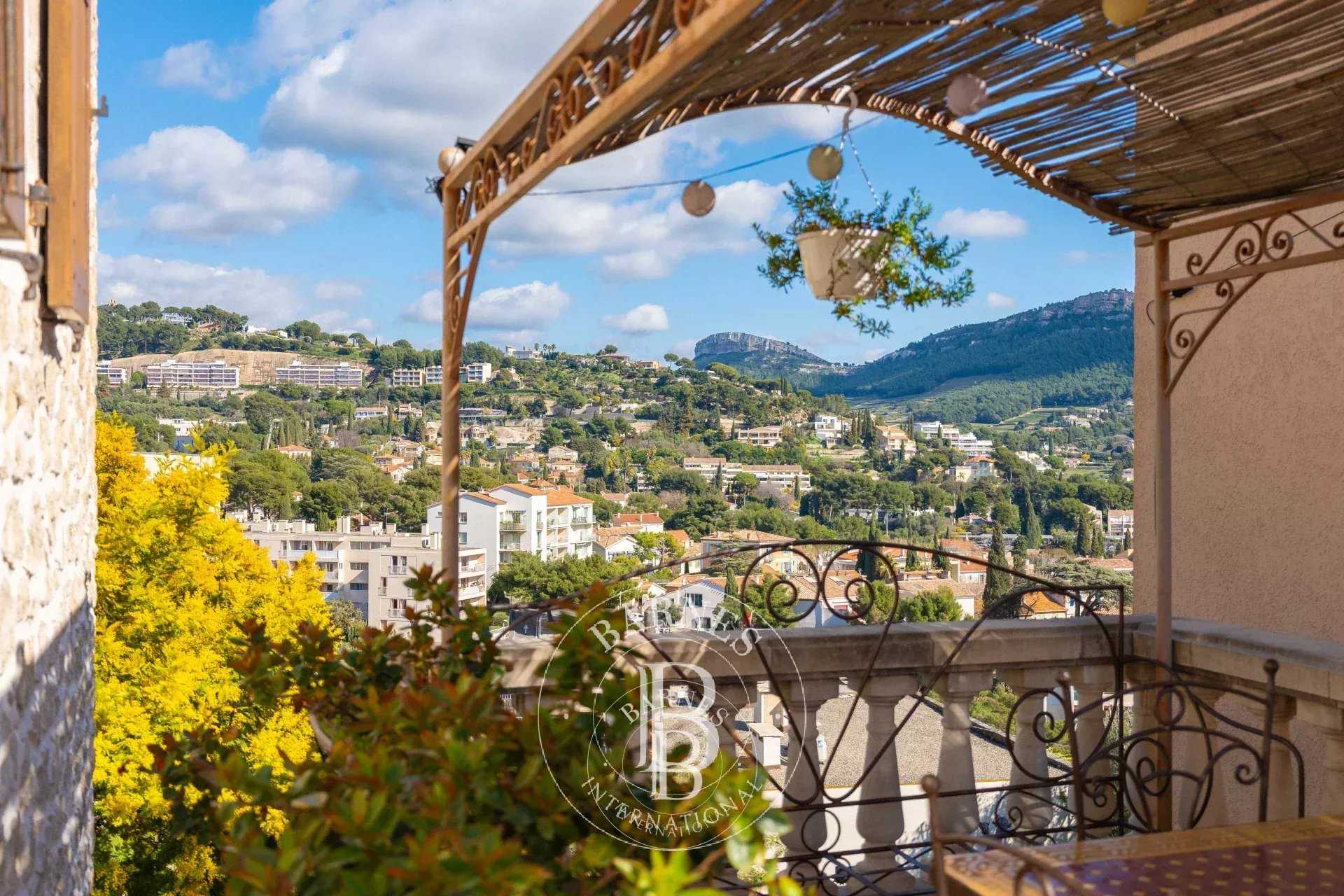 Maison Cassis  -  ref 83647672 (picture 2)