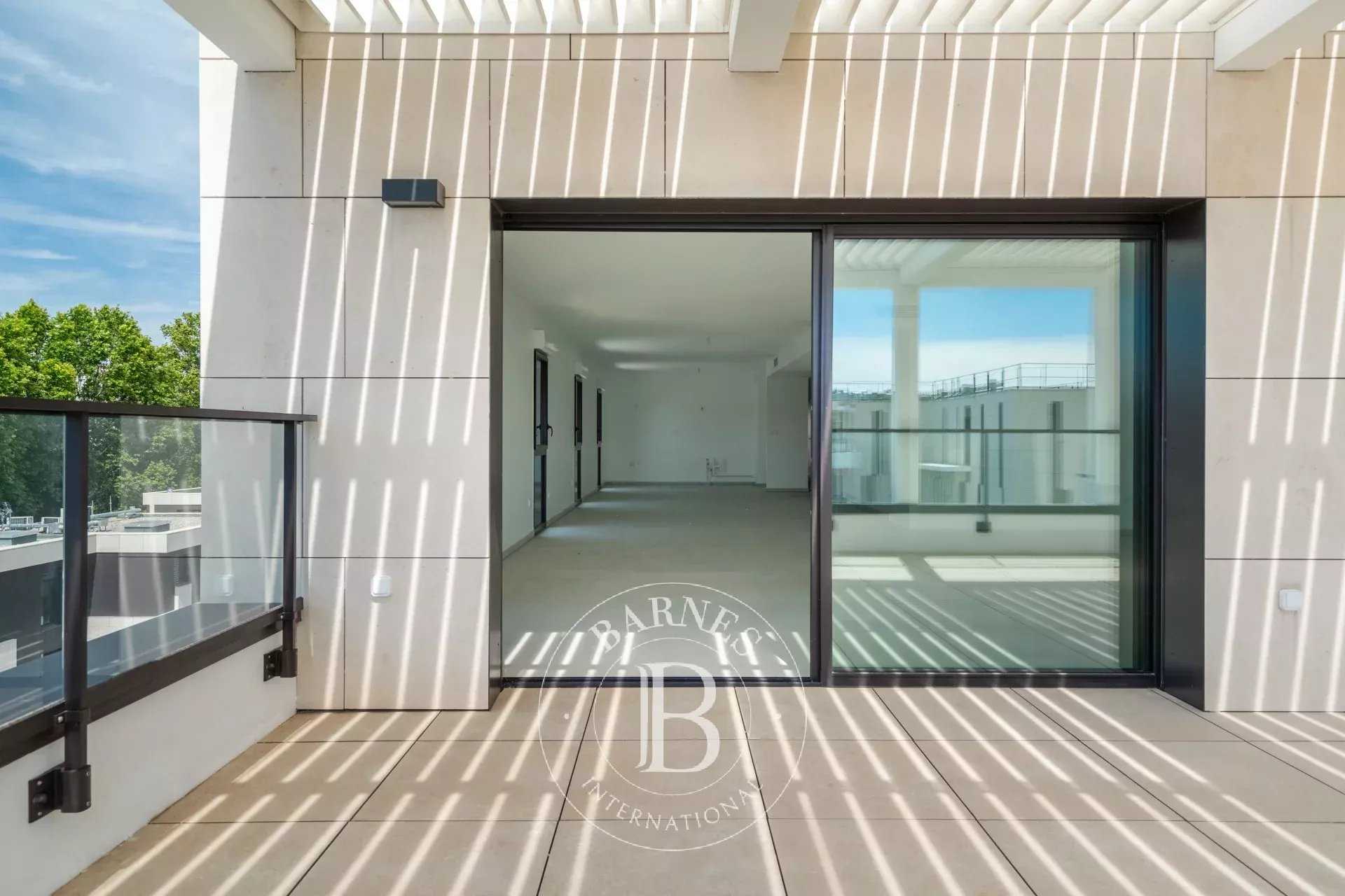 Appartement Marseille 13008  -  ref 85943178 (picture 1)