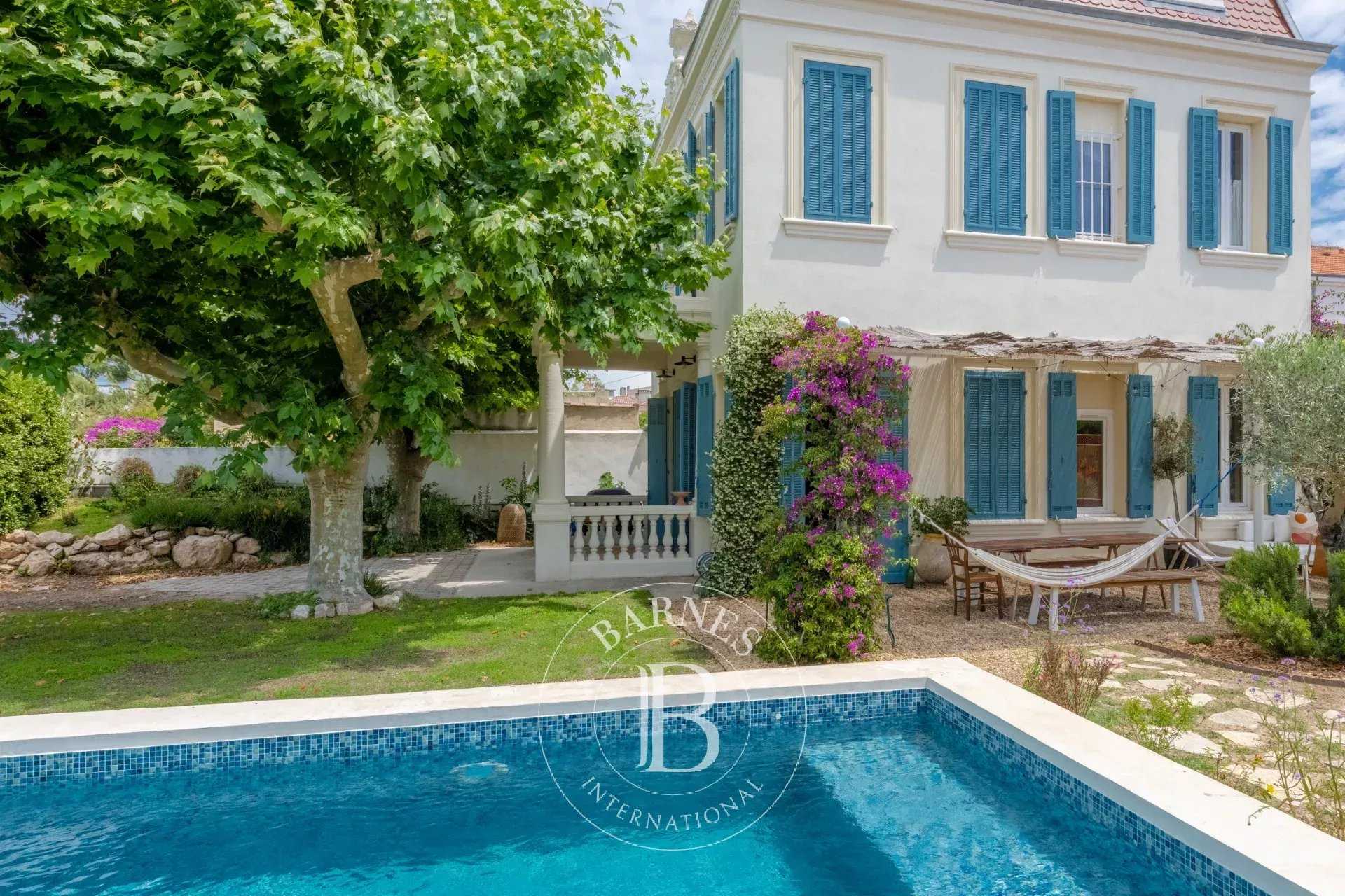 Maison Marseille 13008  -  ref 86010296 (picture 1)