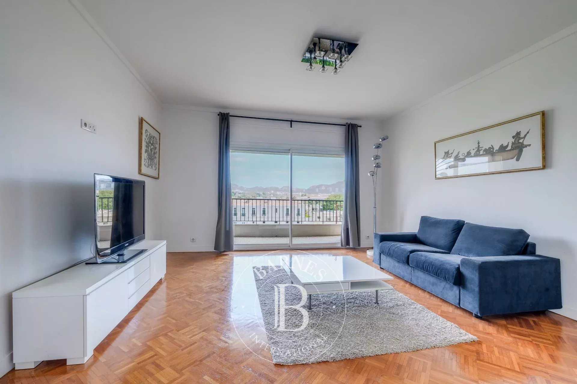 Apartment Marseille 13008  -  ref 85941519 (picture 3)
