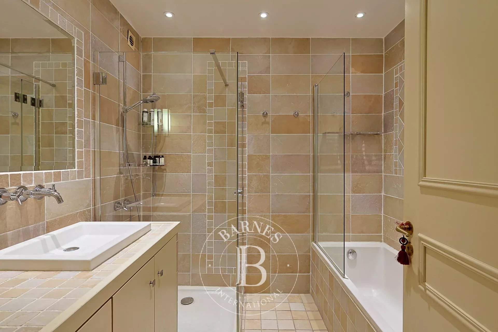 Marseille  - Appartement 3 Pi&egrave;ces 2 Chambres - picture 7