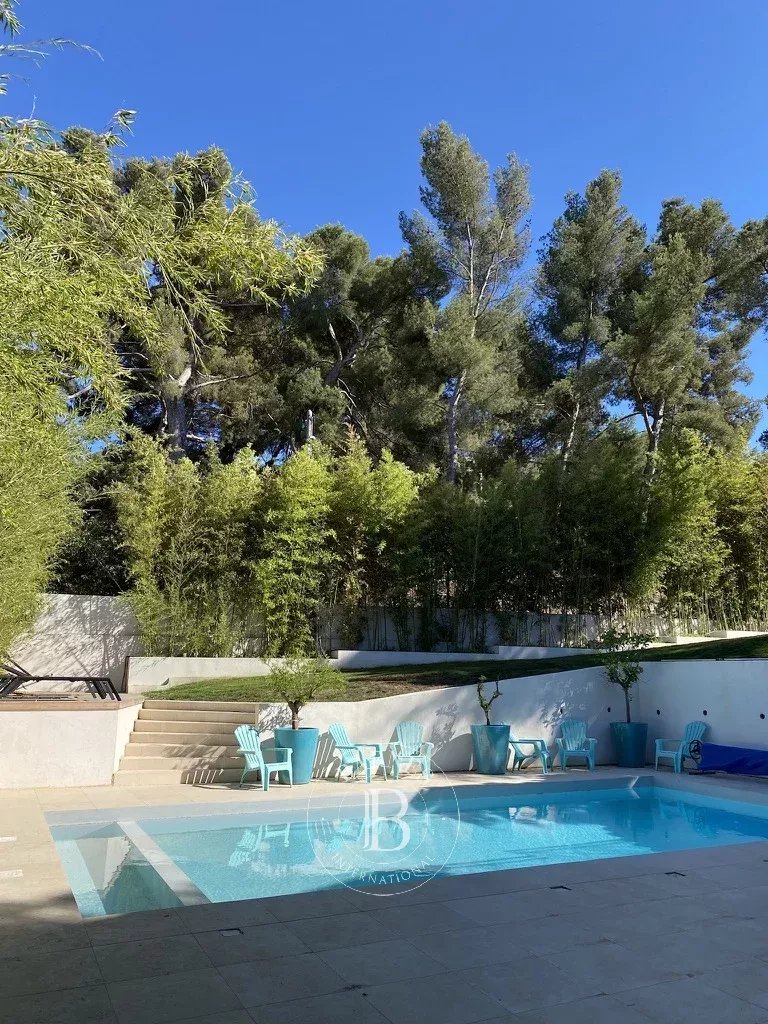 Marseille  - House 6 Bedrooms - picture 11