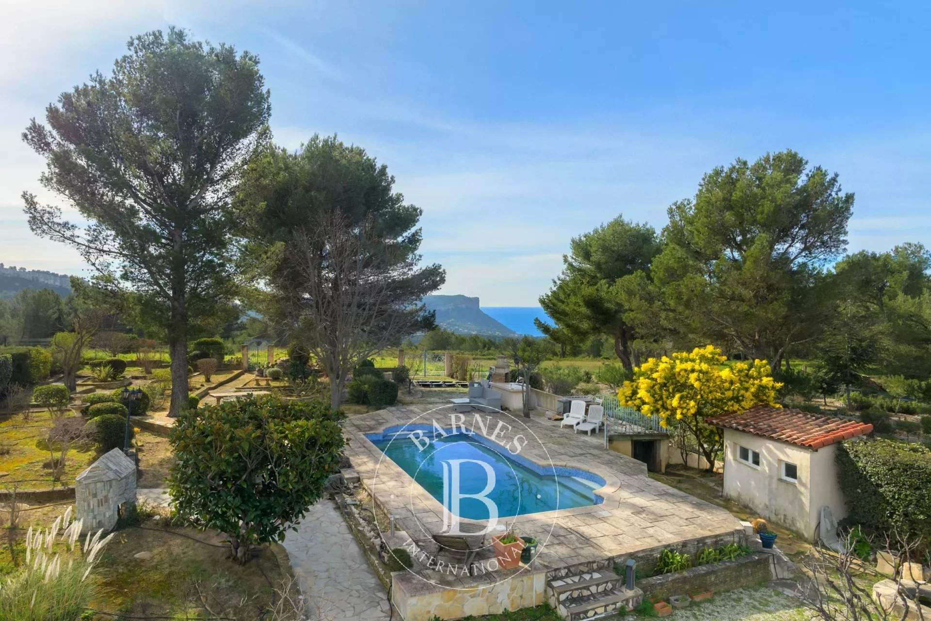 Carnoux-en-Provence  - Villa 7 Pièces 4 Chambres - picture 12