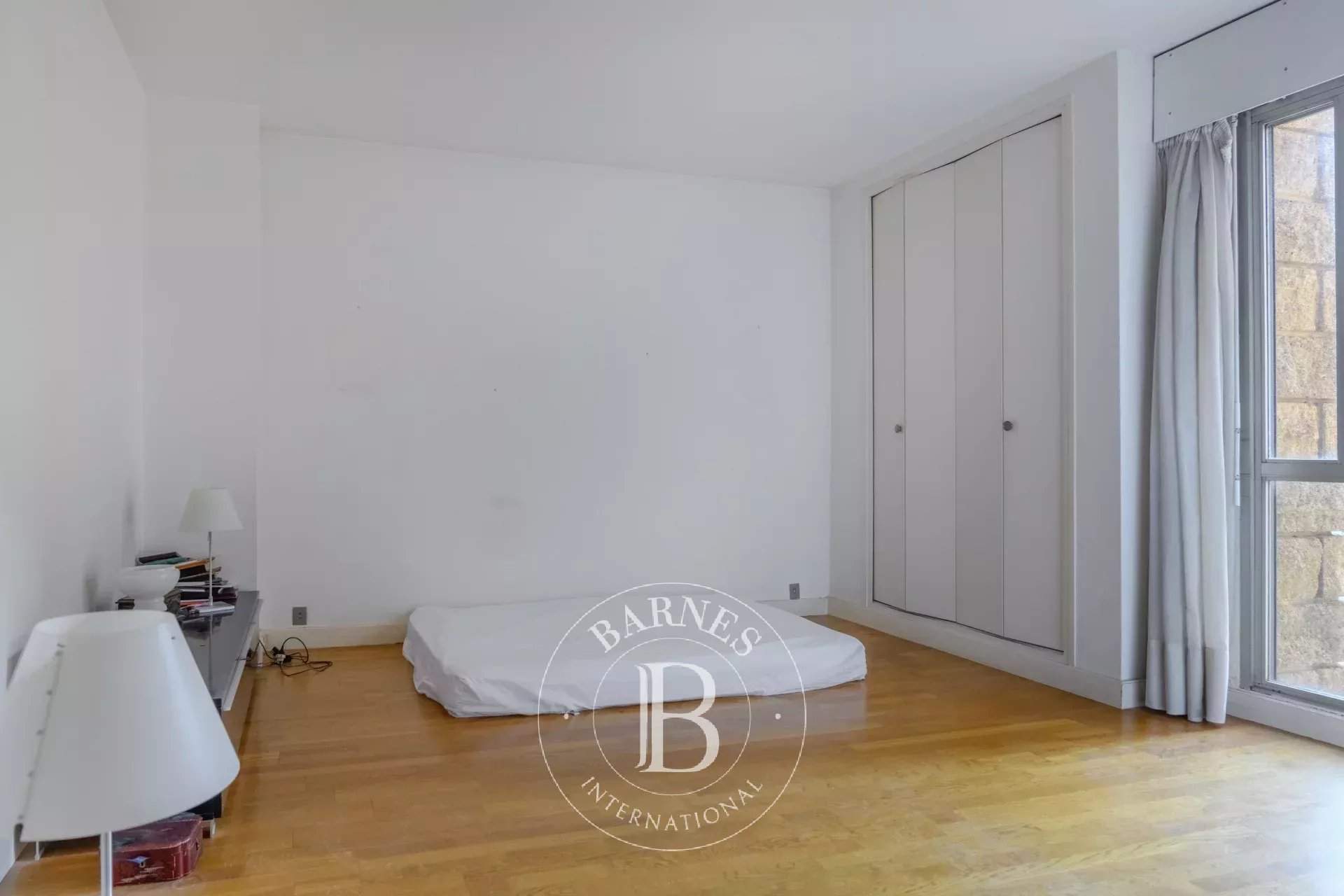 Marseille  - Apartment 3 Bedrooms - picture 9