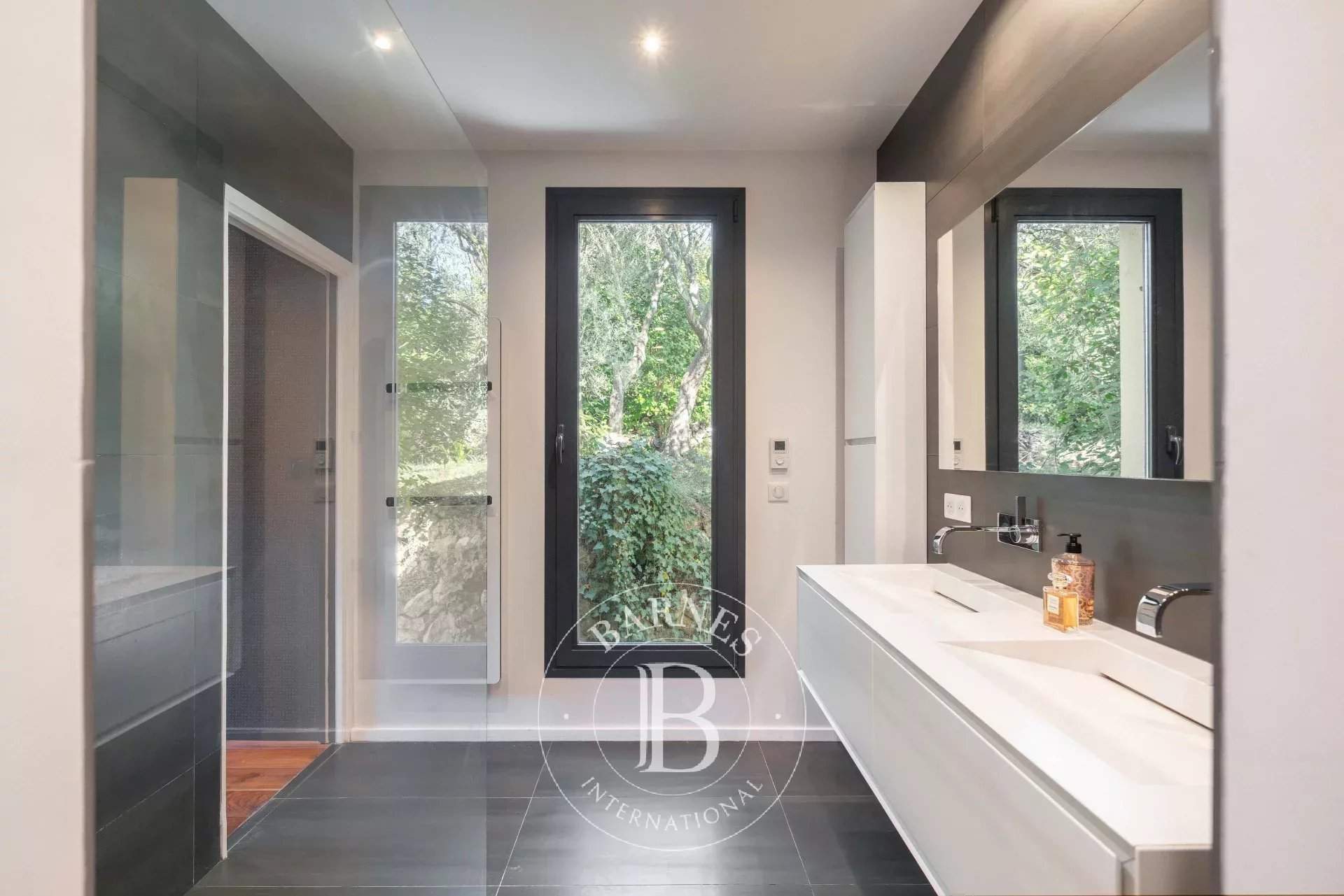 Roquevaire  - Maison 5 Pi&egrave;ces 4 Chambres - picture 14