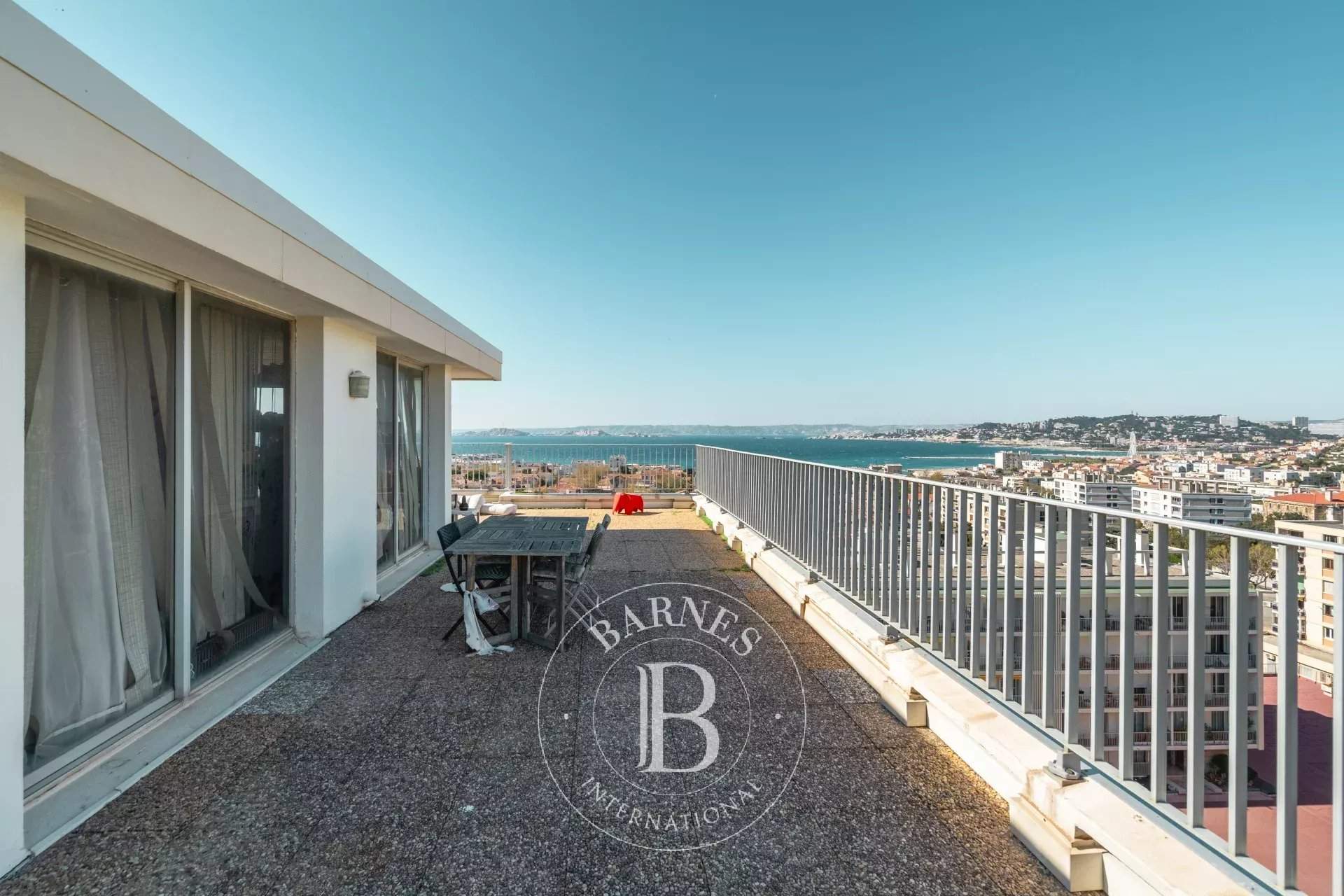 Marseille  - Appartement 4 Pi&egrave;ces 3 Chambres - picture 2