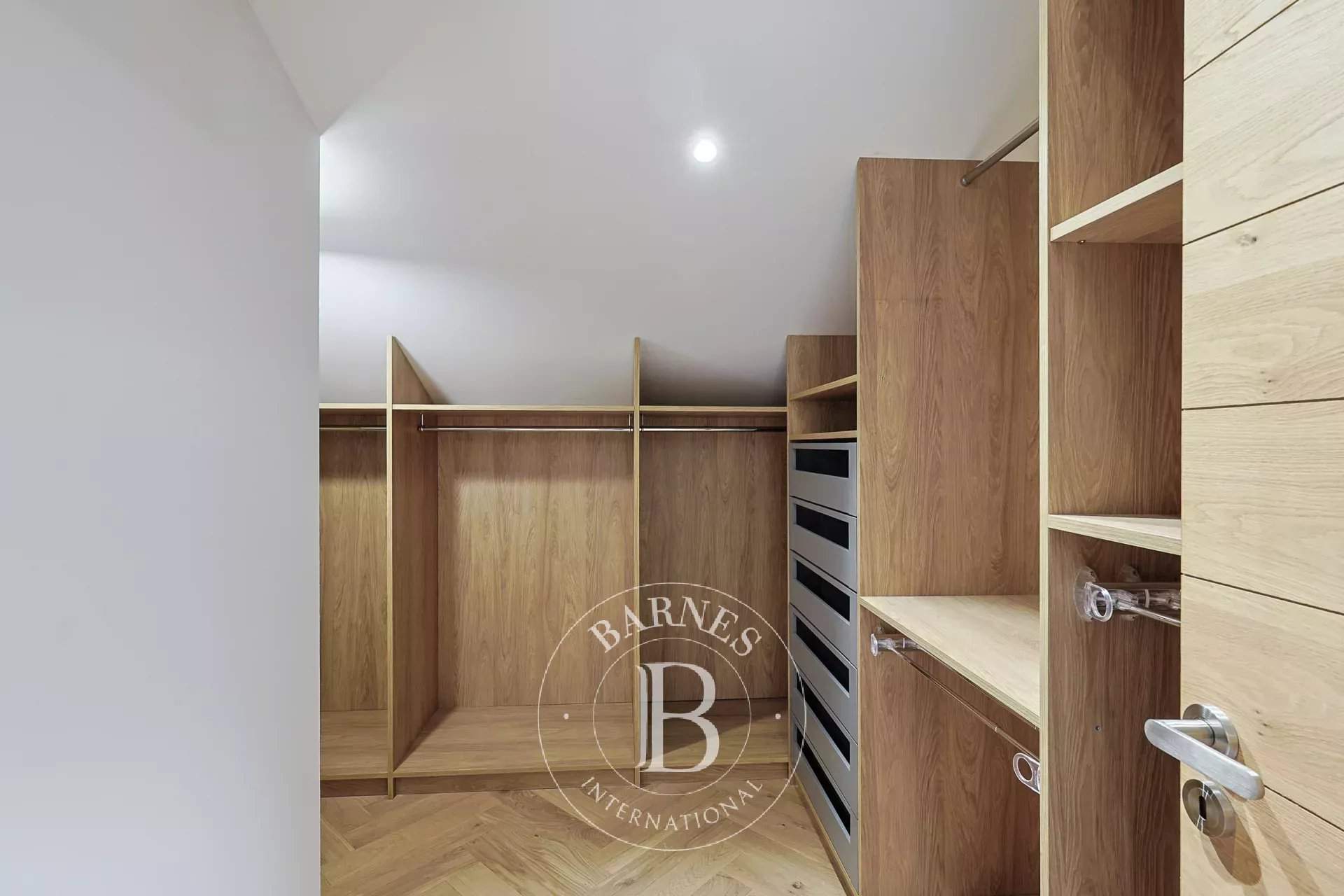 Marseille  - Maison 5 Pièces 3 Chambres - picture 10