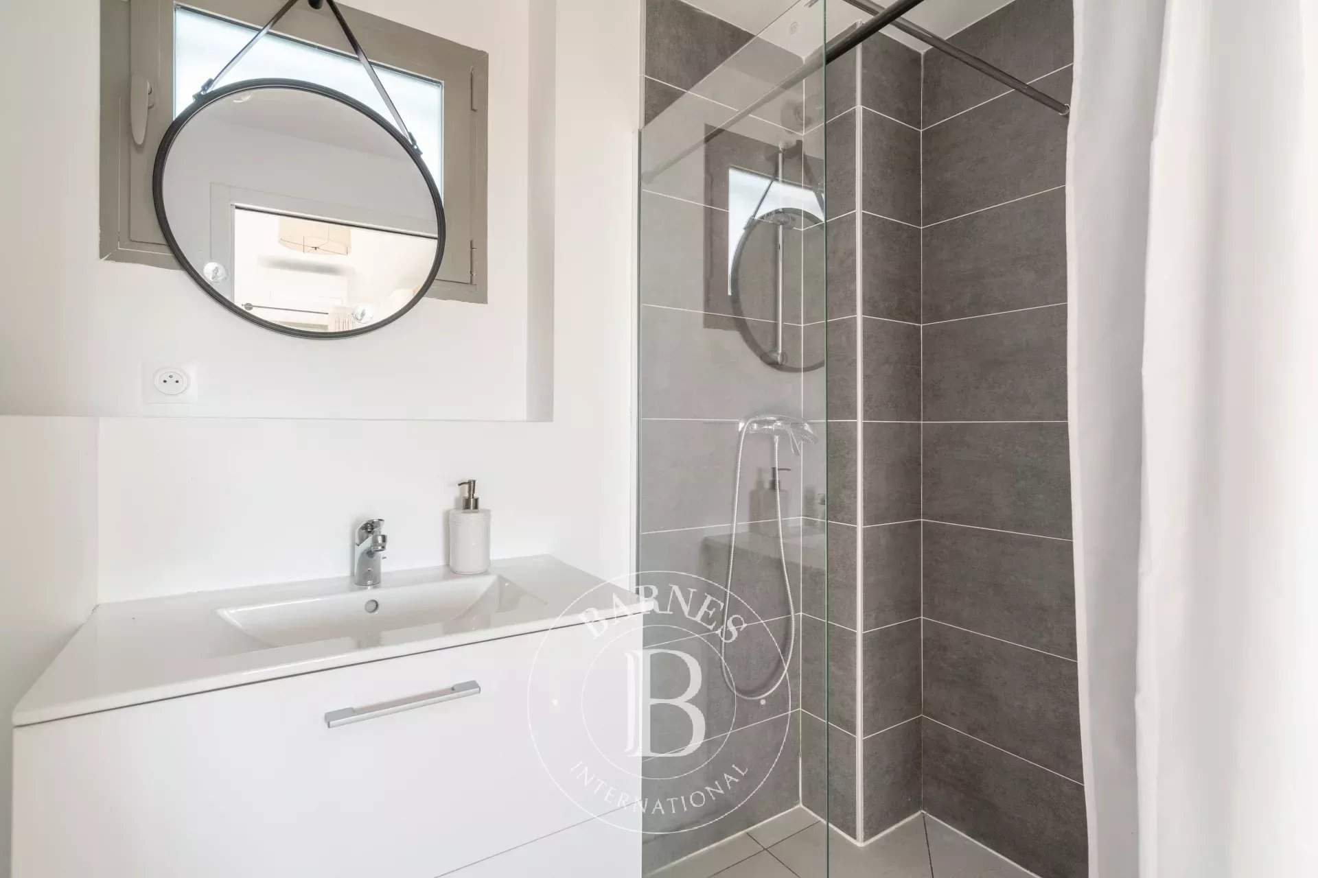 Marseille  - Appartement 4 Pi&egrave;ces 3 Chambres - picture 13