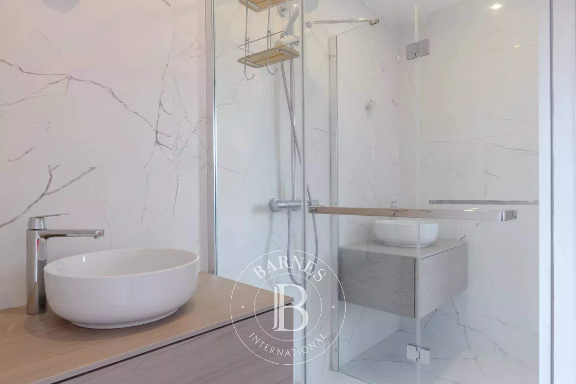 Marseille  - Villa 5 Pi&egrave;ces 4 Chambres - picture 14