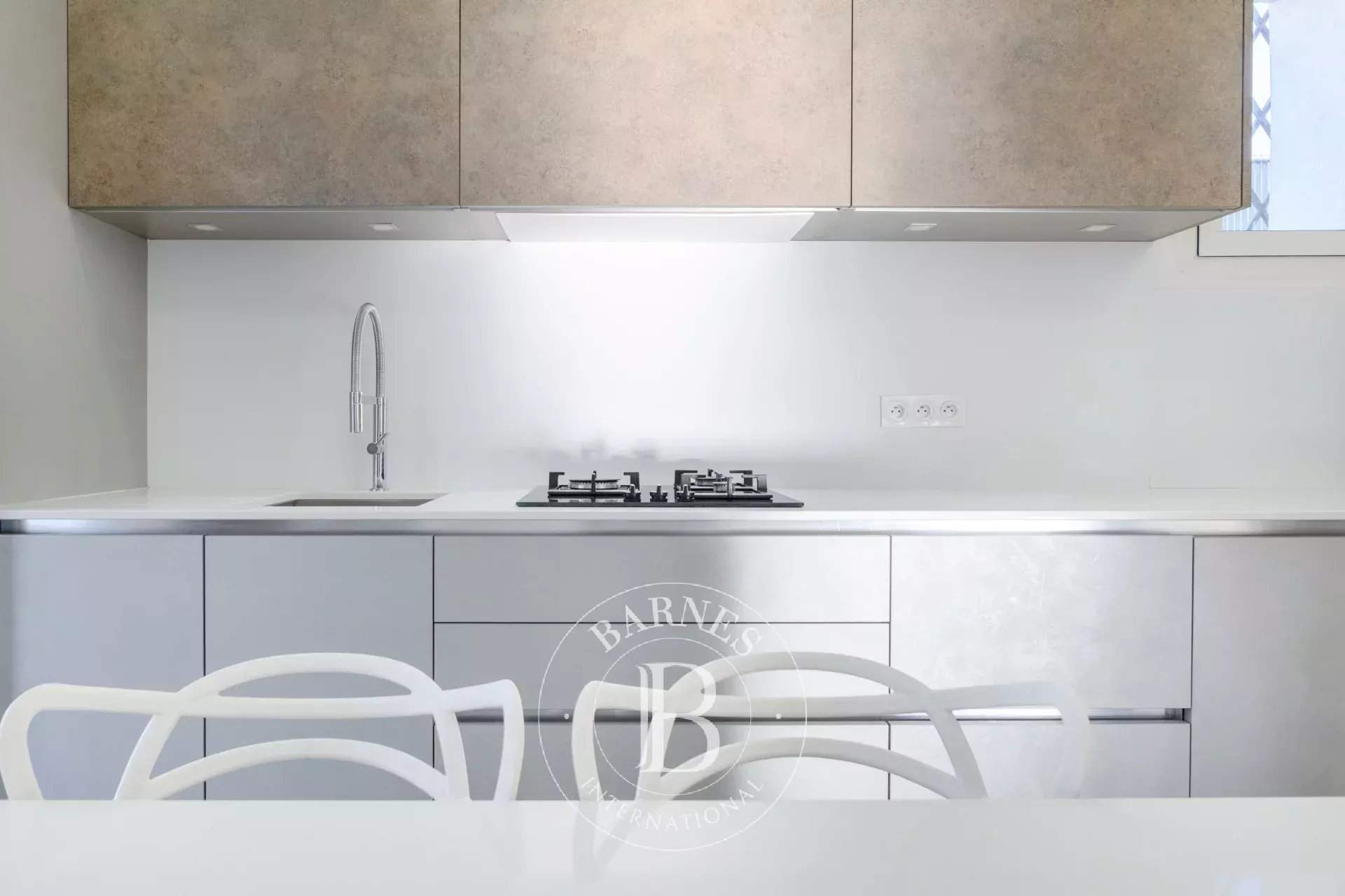 Marseille  - Maison 9 Pi&egrave;ces 5 Chambres - picture 11