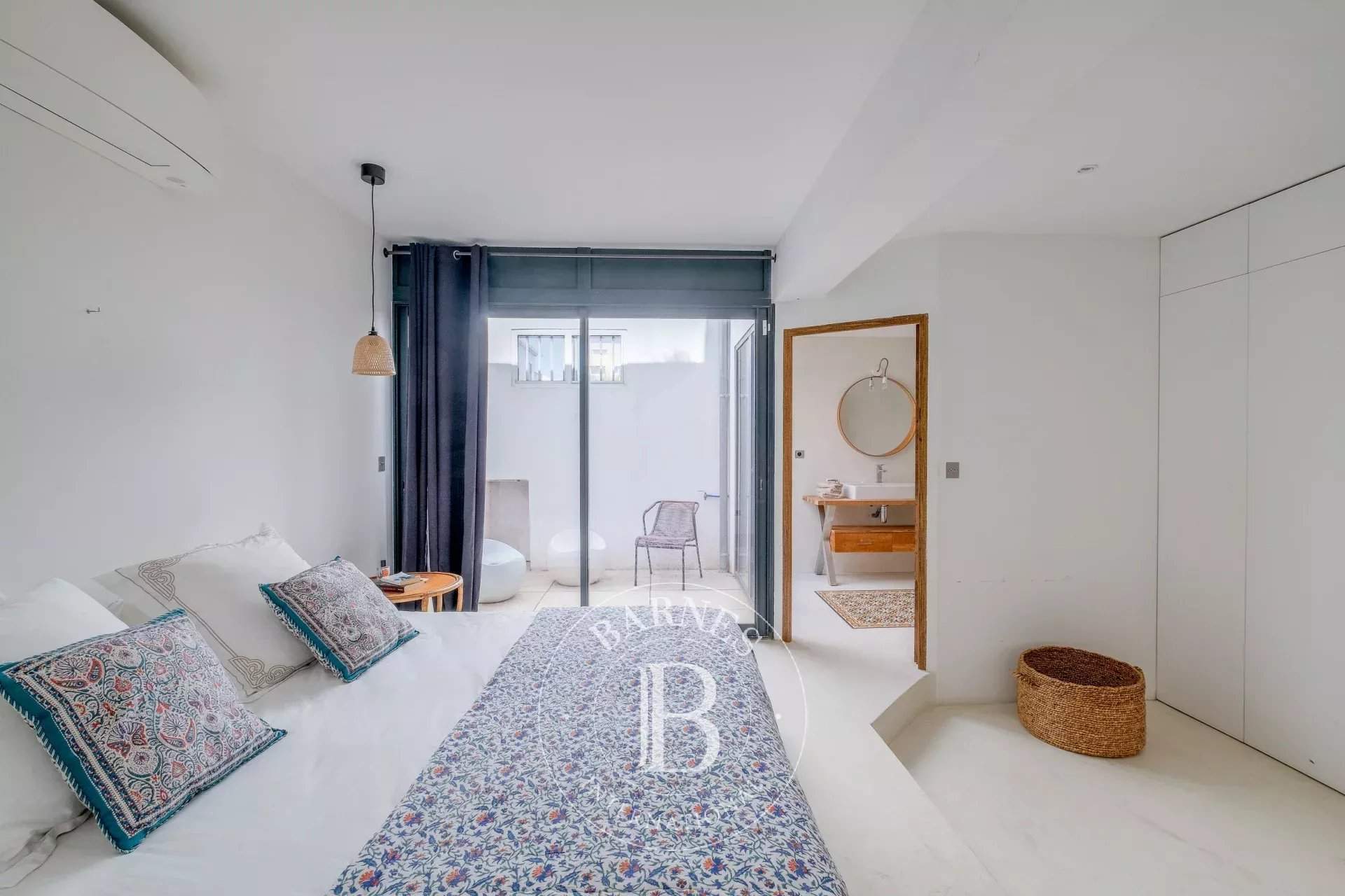 Marseille  - House 3 Bedrooms - picture 10