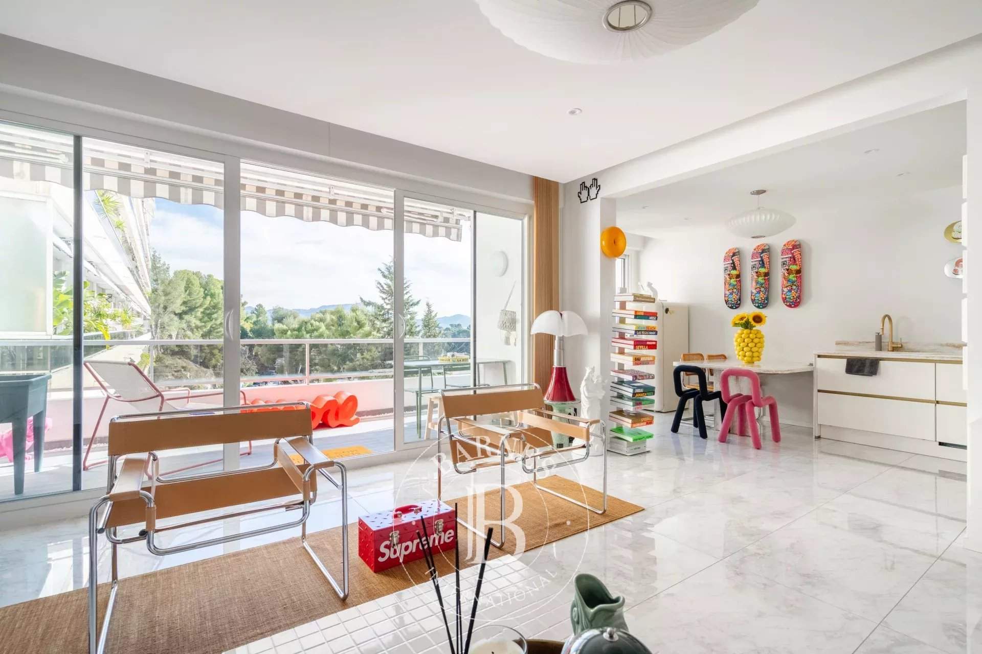 Marseille  - Appartement 4 Pi&egrave;ces 3 Chambres - picture 2