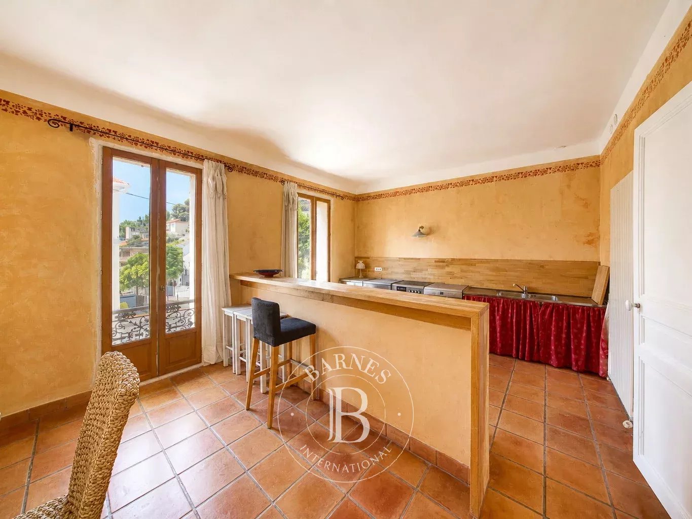 Marseille  - House 7 Bedrooms - picture 10