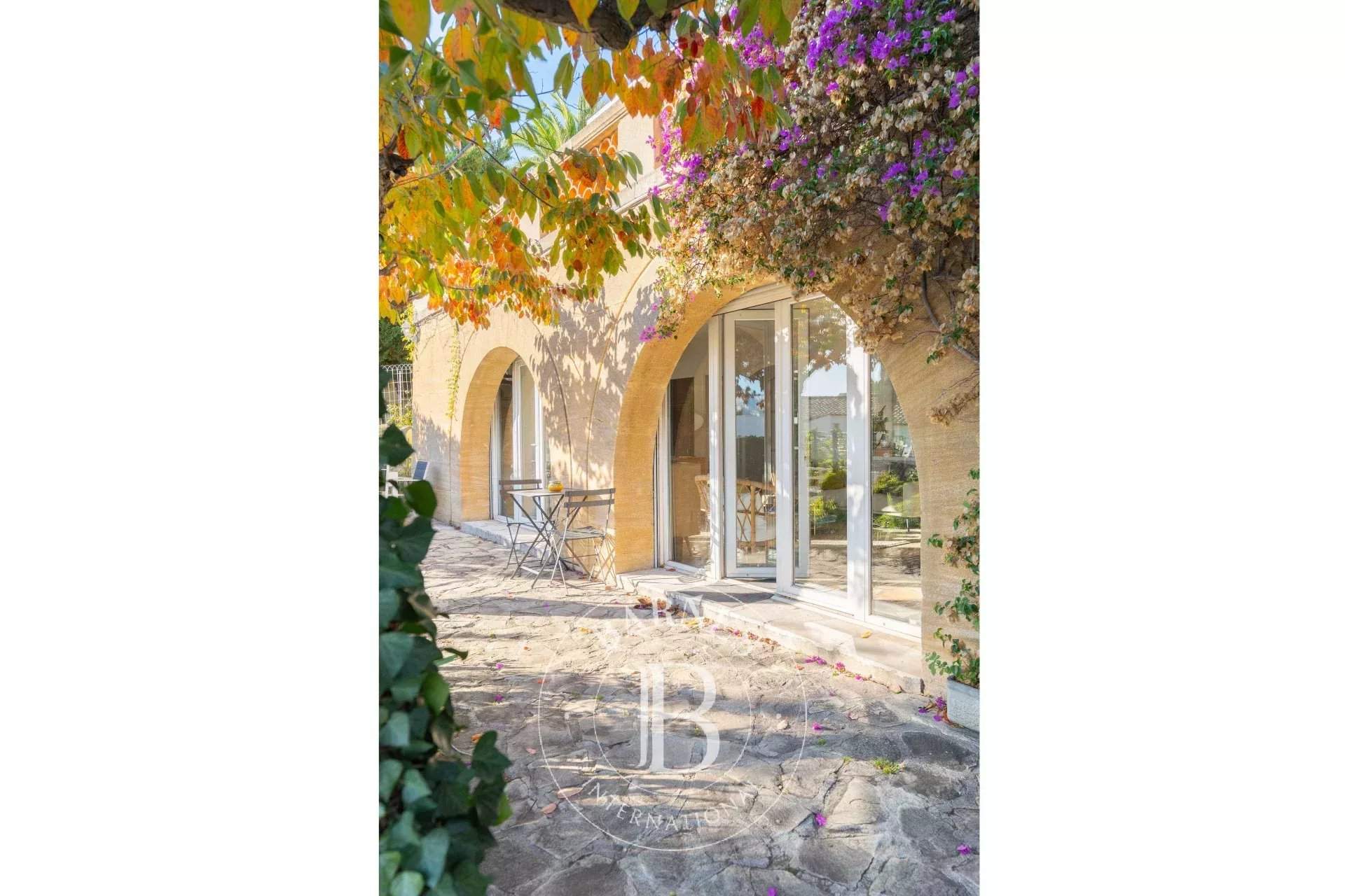 Marseille  - House 6 Bedrooms - picture 13