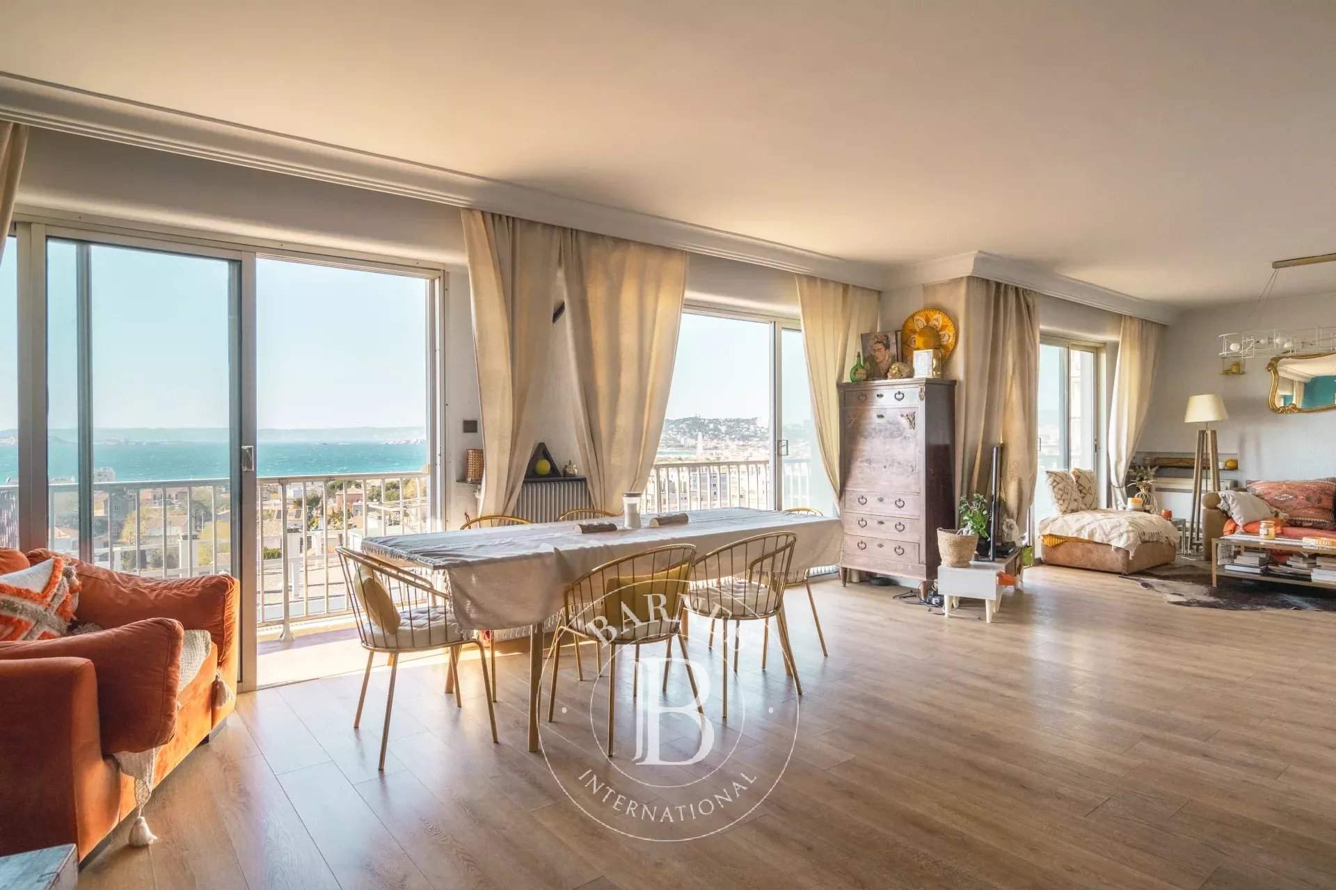 Marseille  - Apartment 3 Bedrooms - picture 13