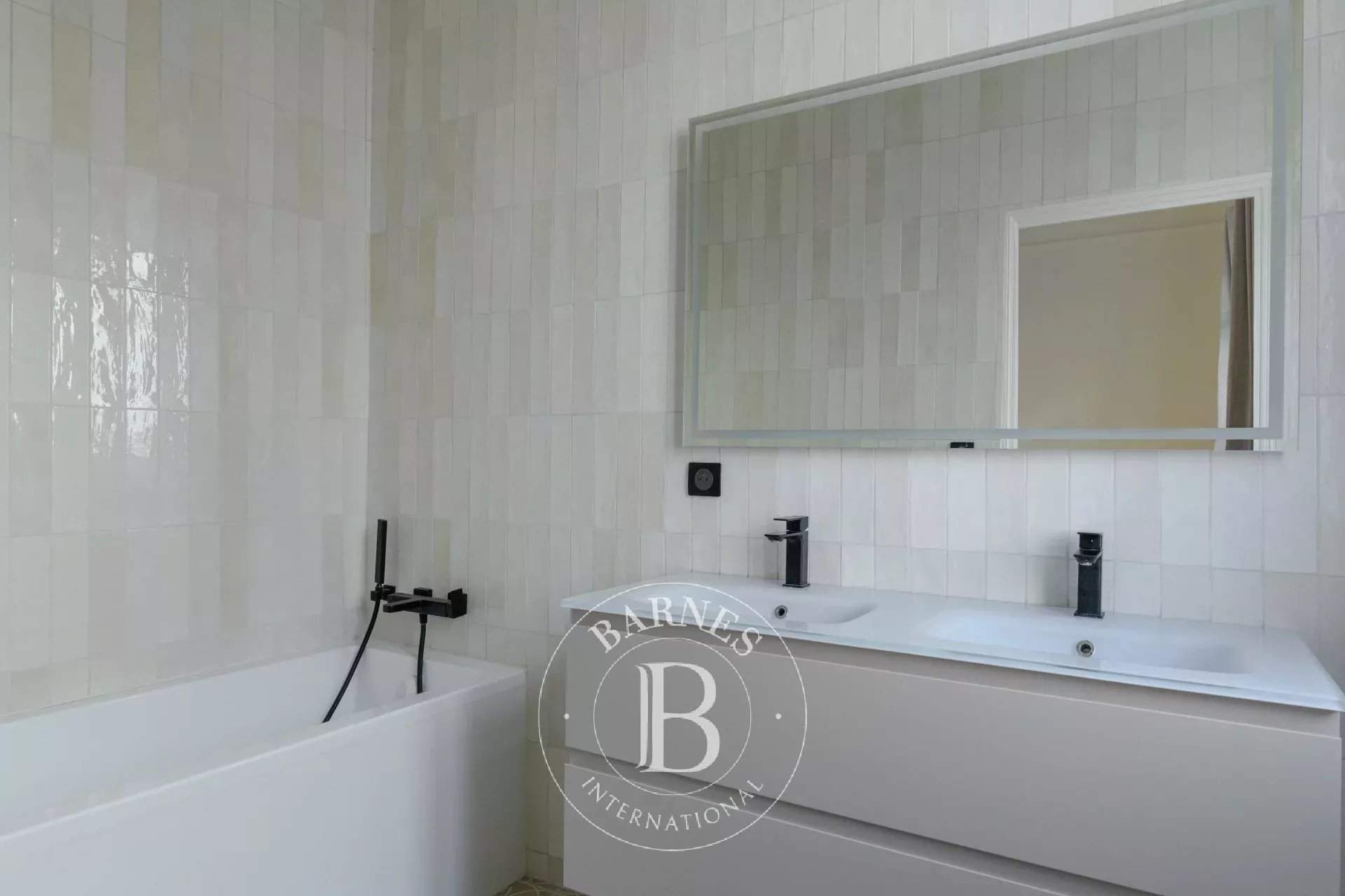 Marseille  - Apartment 2 Bedrooms - picture 14