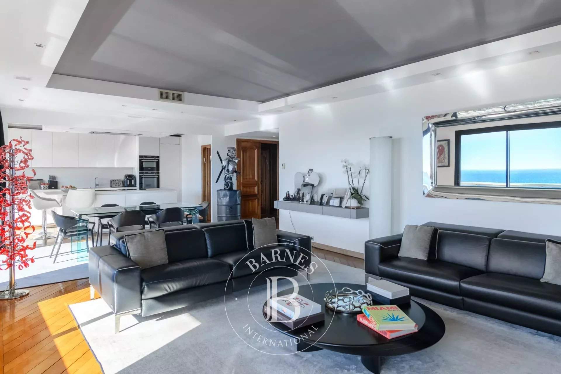 Marseille  - Appartement 6 Pièces 4 Chambres - picture 7