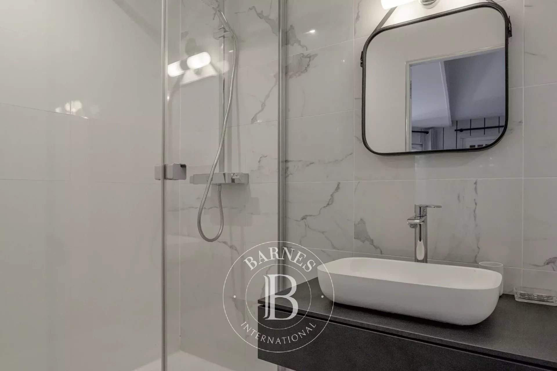 Marseille  - House 5 Bedrooms - picture 20