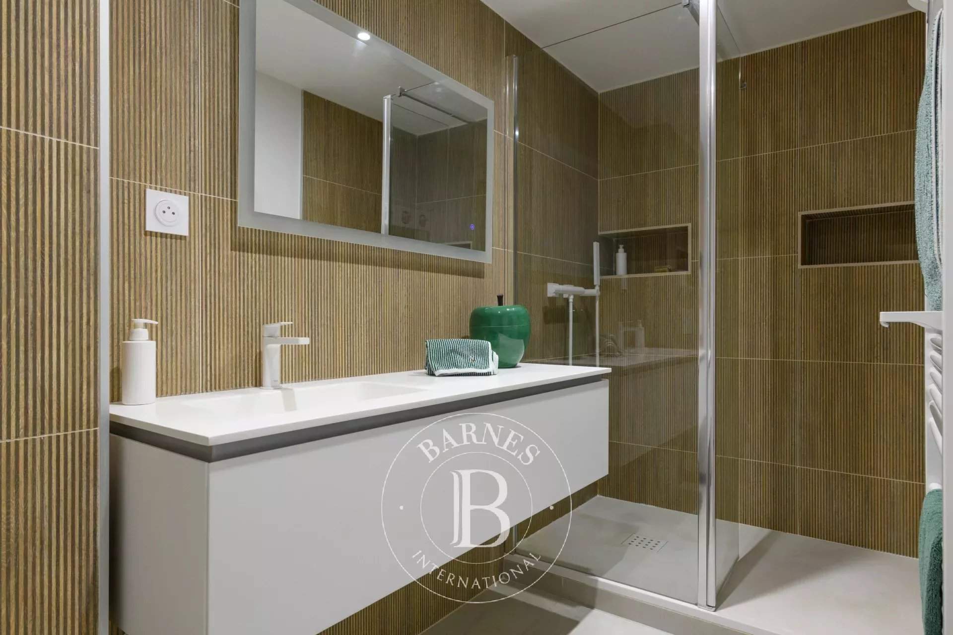 Marseille  - Appartement 4 Pi&egrave;ces 3 Chambres - picture 19