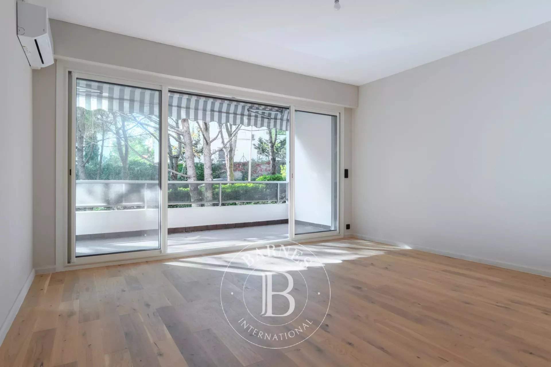 Marseille  - Appartement 6 Pièces 3 Chambres - picture 11