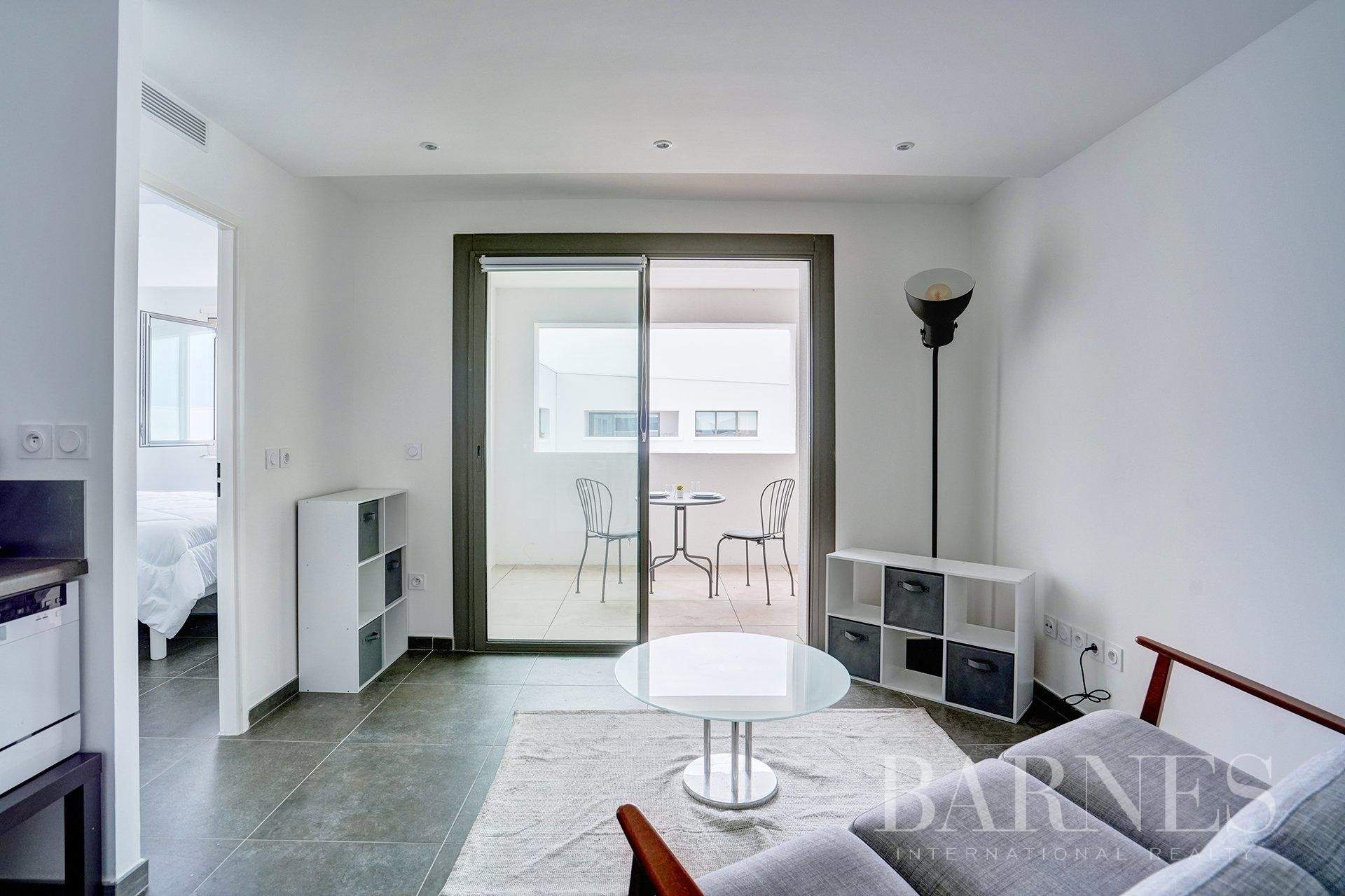 Marseille  - Appartement 2 Pièces, 1 Chambre - picture 2