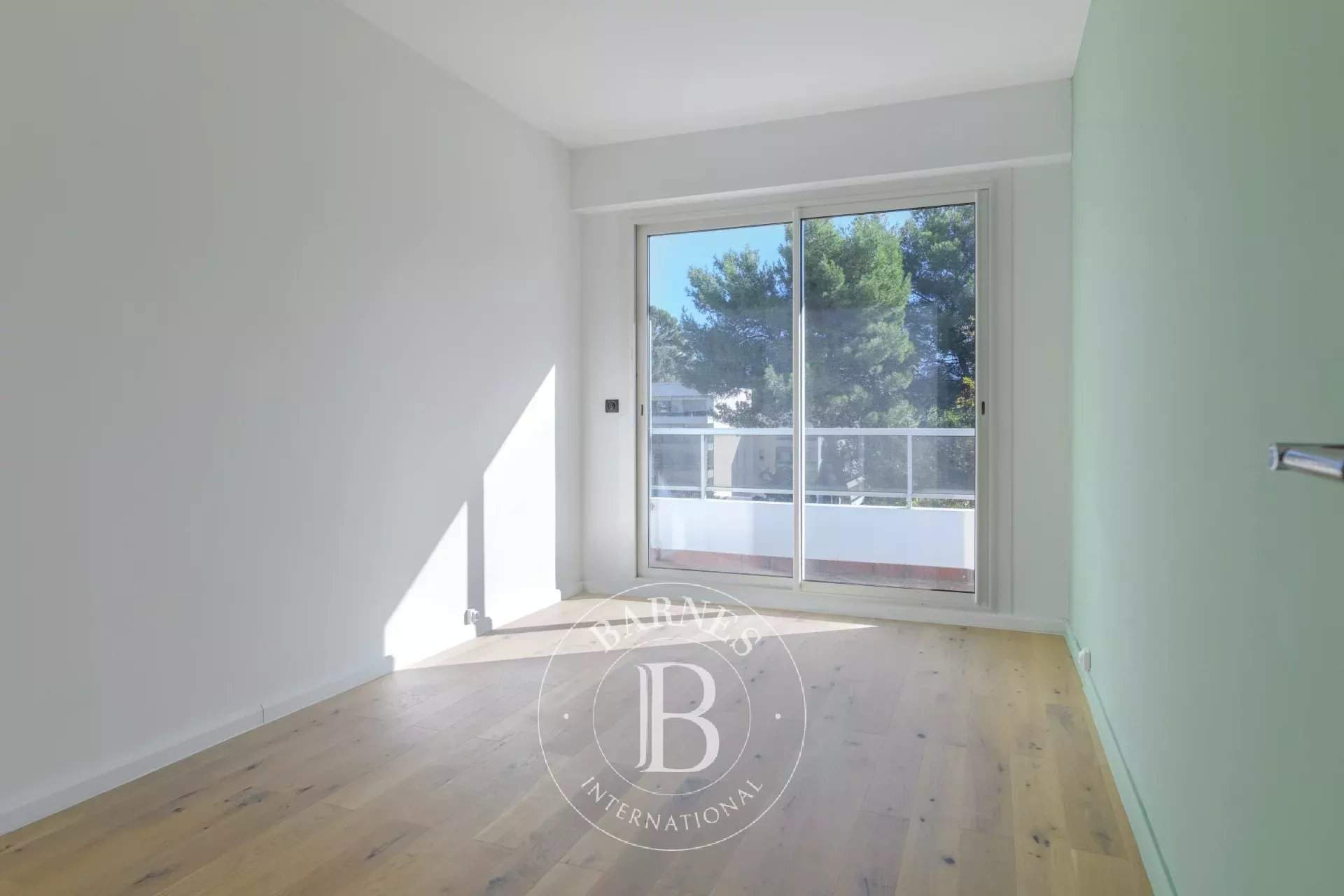 Marseille  - Appartement 6 Pièces 3 Chambres - picture 17