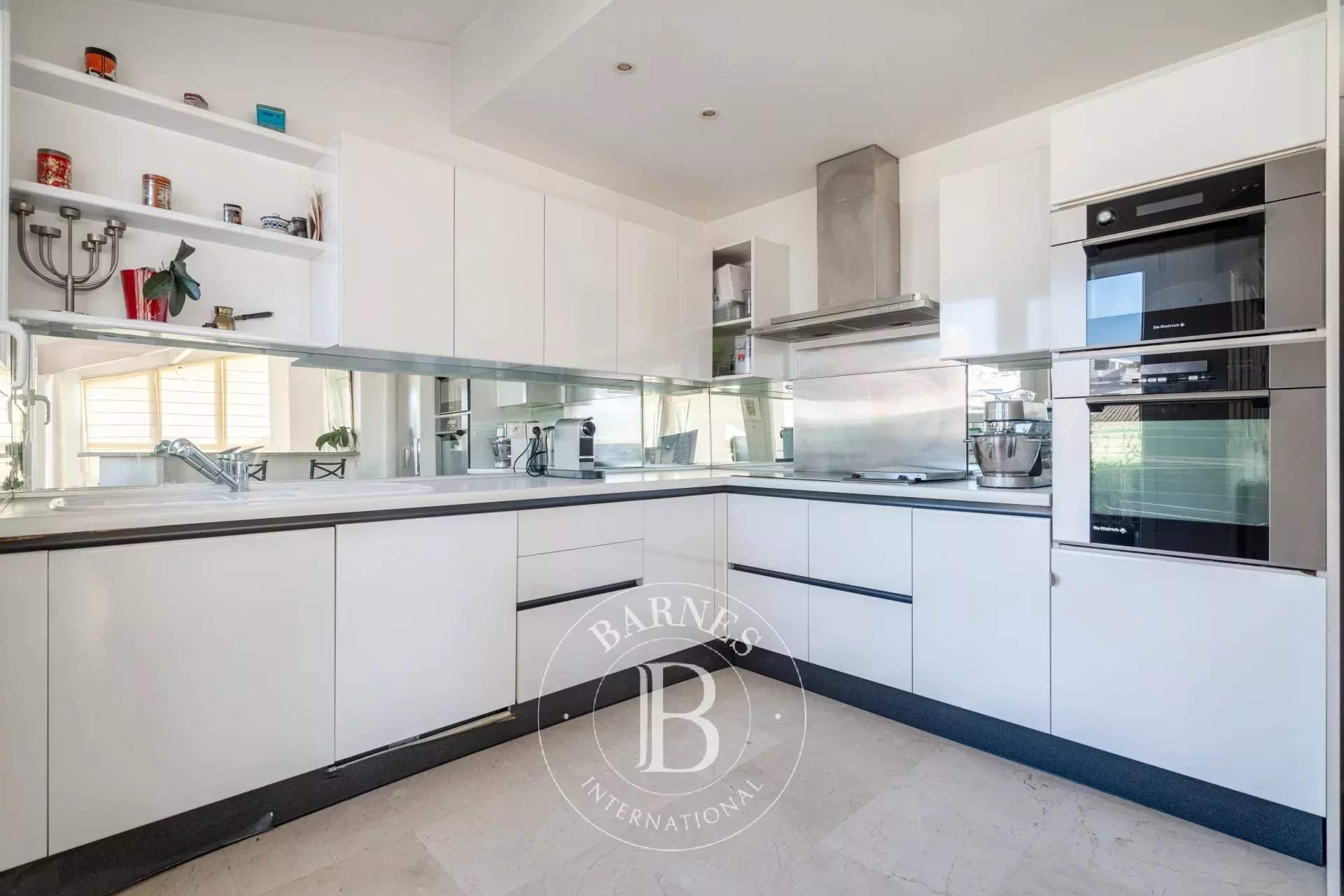 Marseille  - Apartment 3 Bedrooms - picture 15