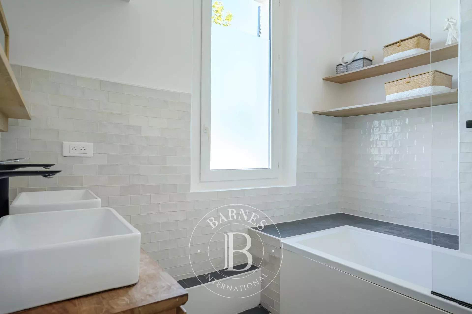 Marseille  - House 3 Bedrooms - picture 17