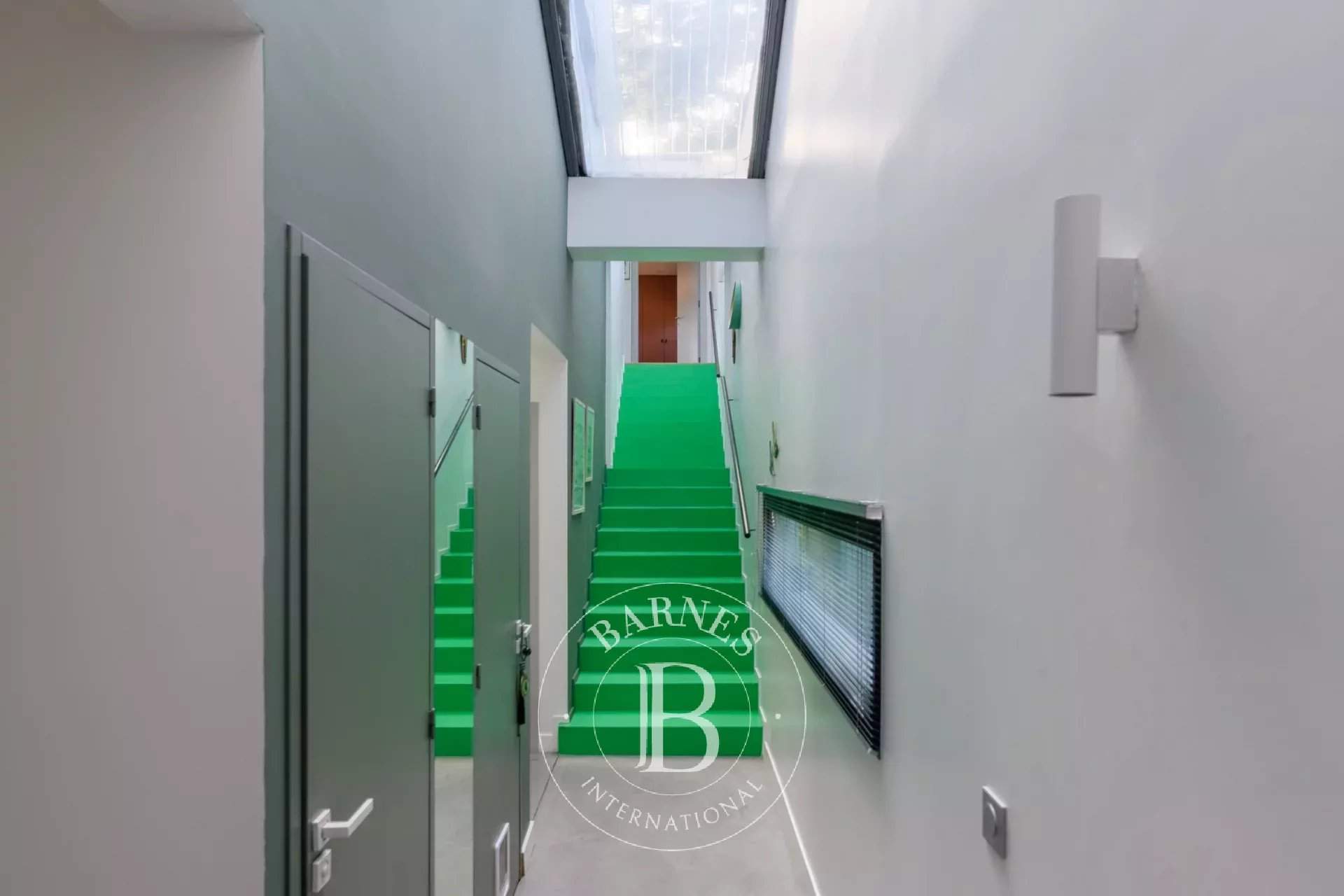 Marseille  - Maison 6 Pi&egrave;ces 4 Chambres - picture 10