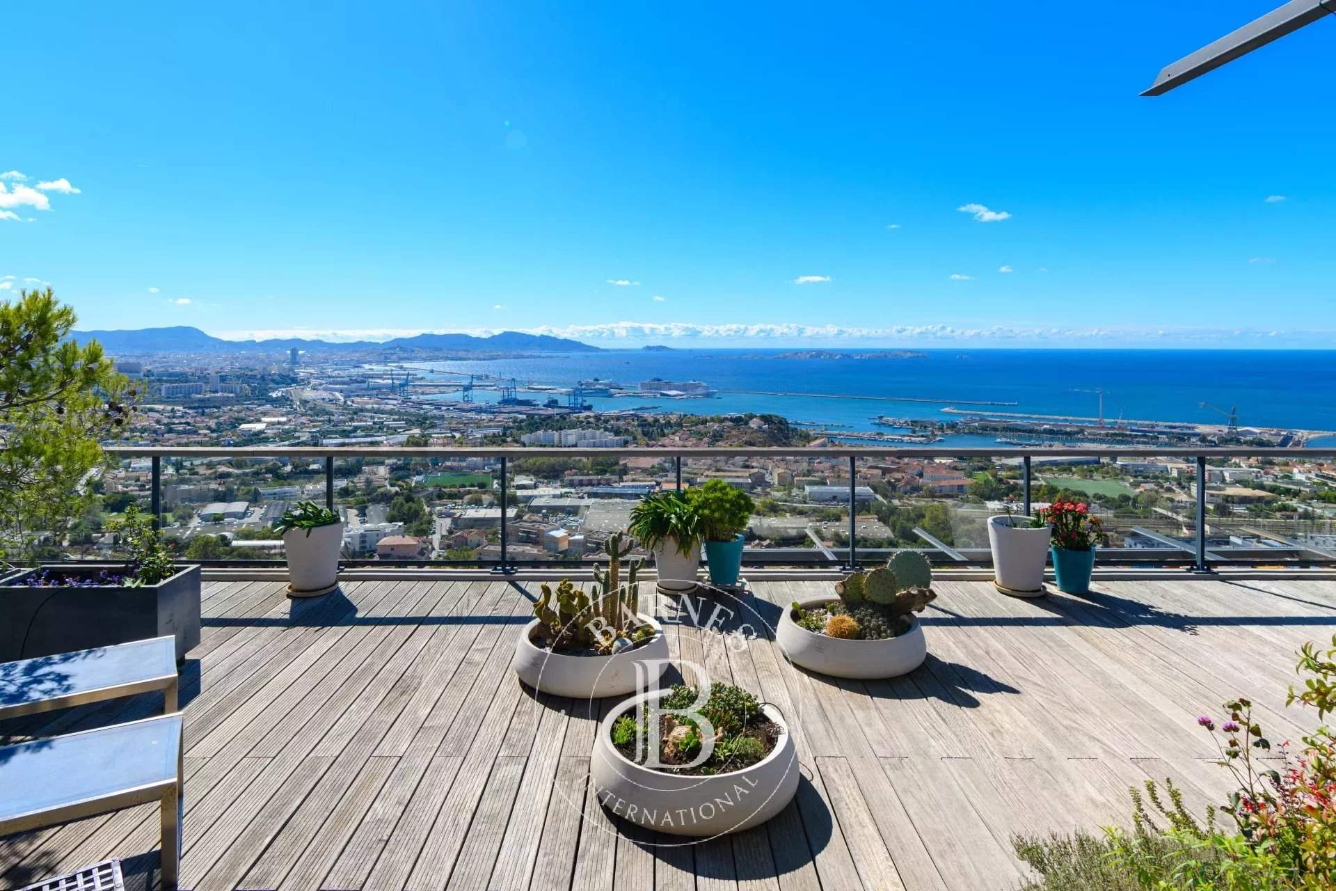 Marseille  - Apartment 3 Bedrooms - picture 8