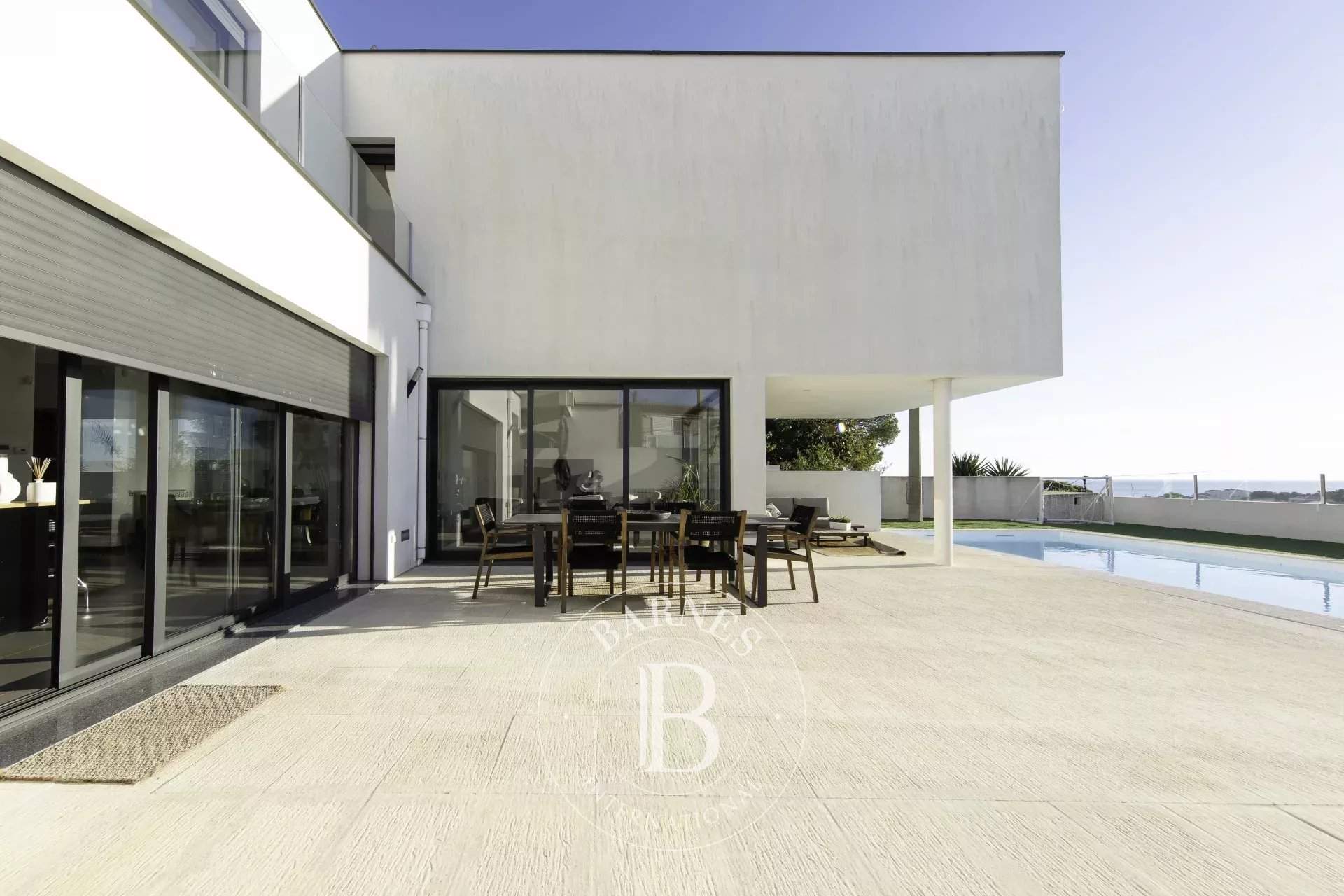 Martigues  - Villa 5 Pi&egrave;ces 4 Chambres - picture 6