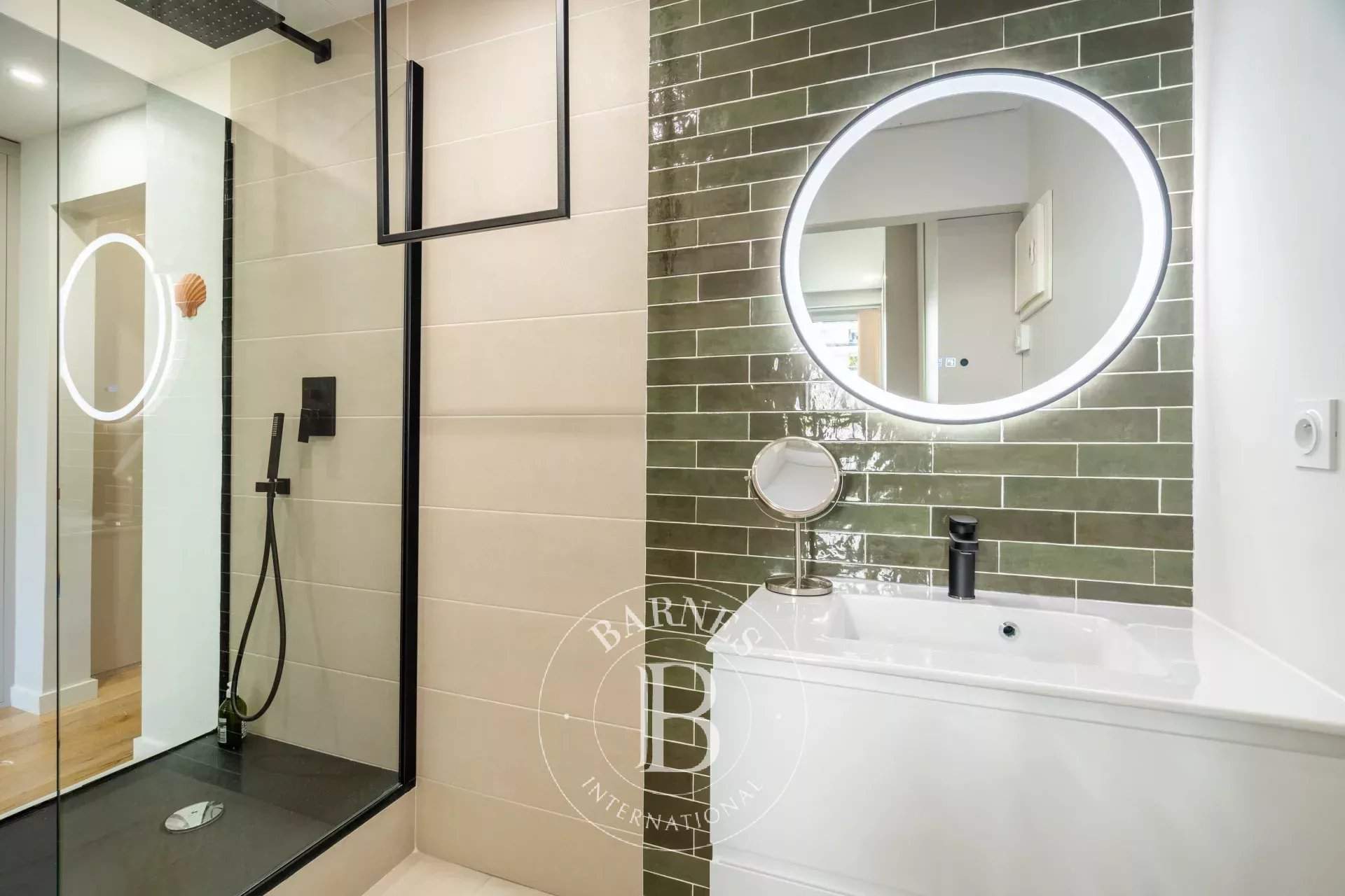 Marseille  - Appartement 4 Pi&egrave;ces 3 Chambres - picture 17