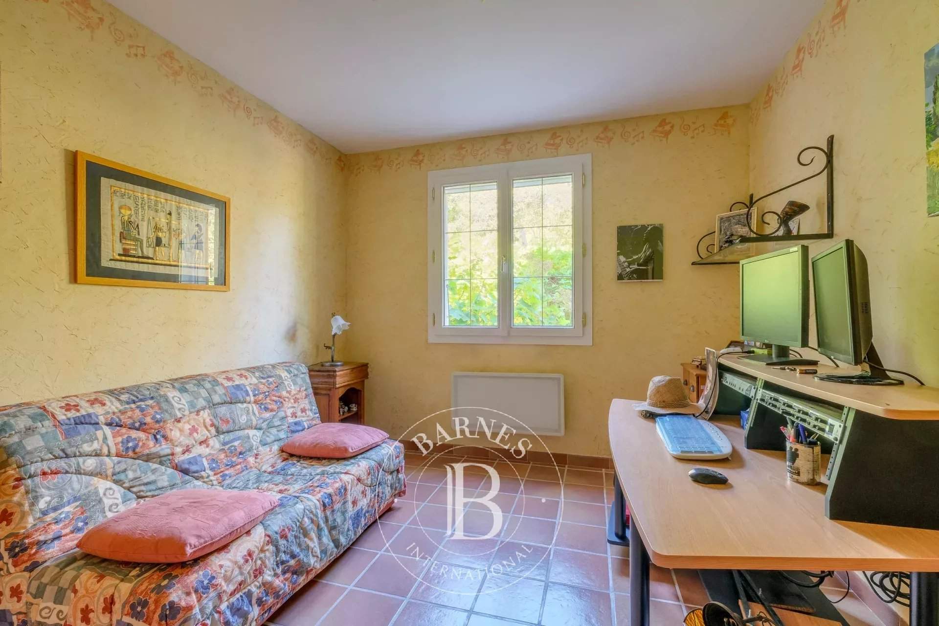 Marseille  - House 3 Bedrooms - picture 11