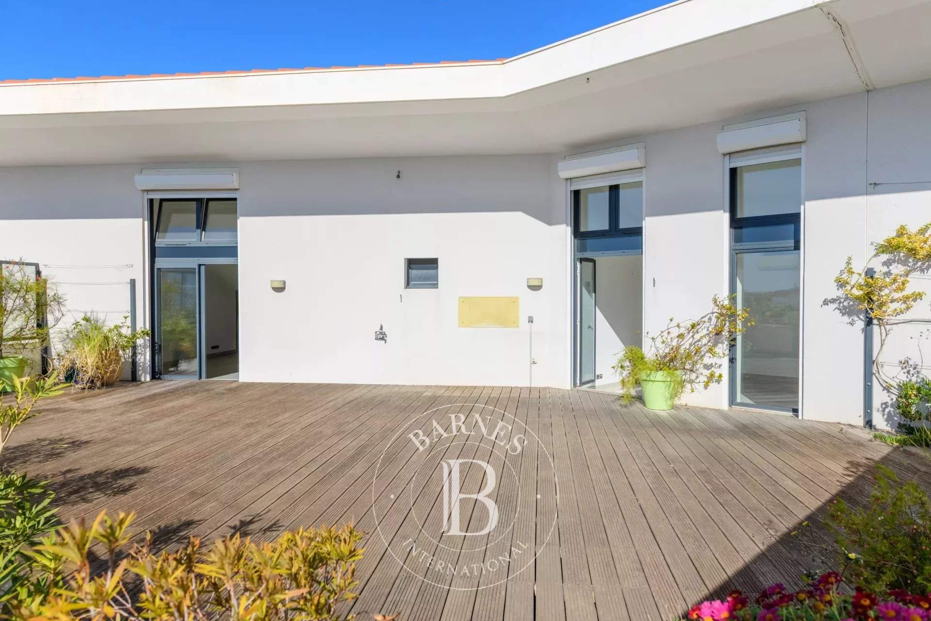 Marseille  - Appartement 5 Pi&egrave;ces 4 Chambres - picture 4