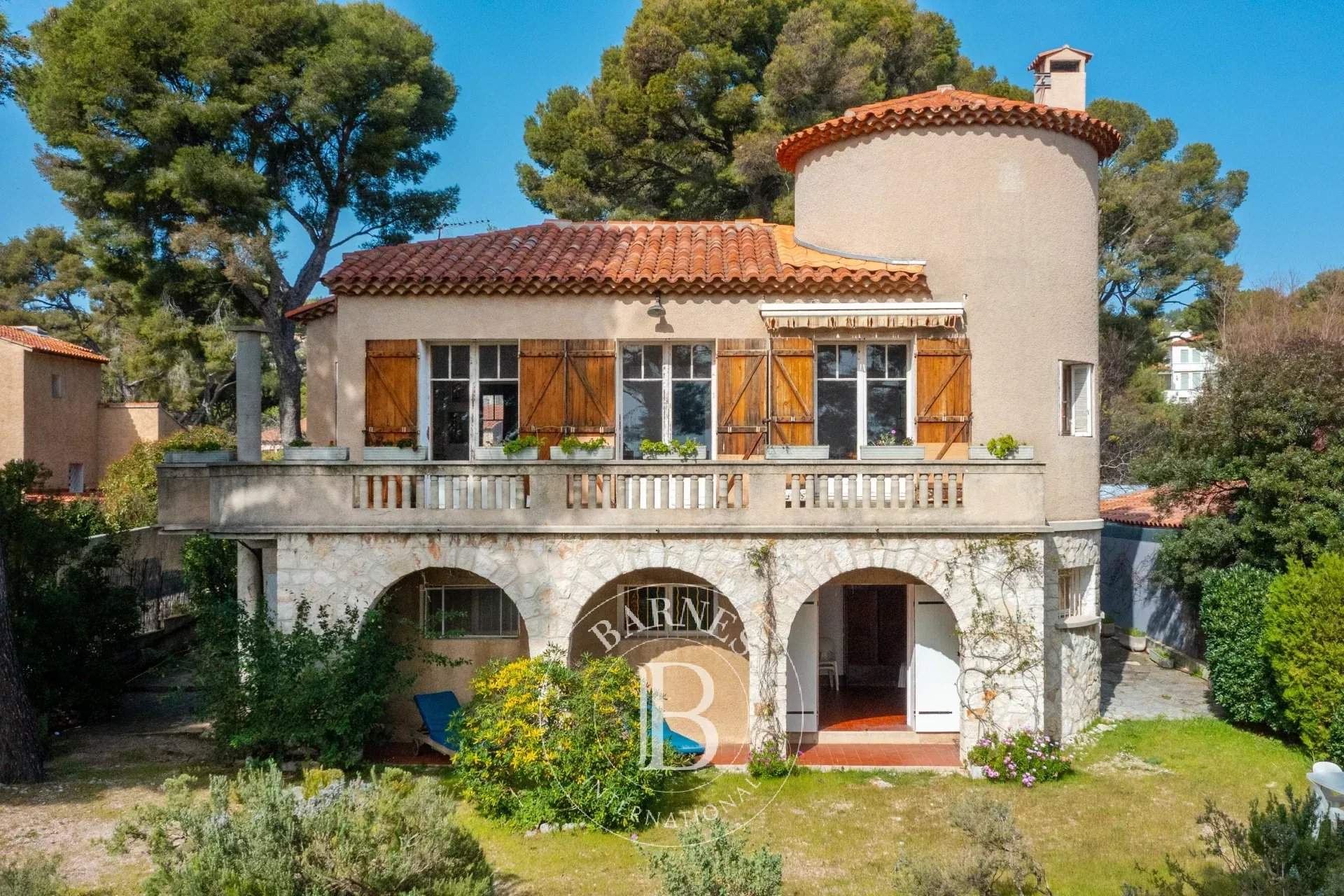 Cassis  - Maison 9 Pi&egrave;ces 5 Chambres - picture 12
