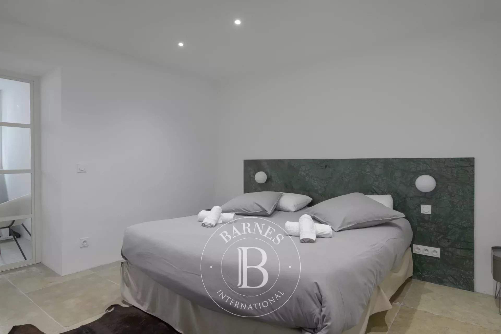 Marseille  - House 4 Bedrooms - picture 14
