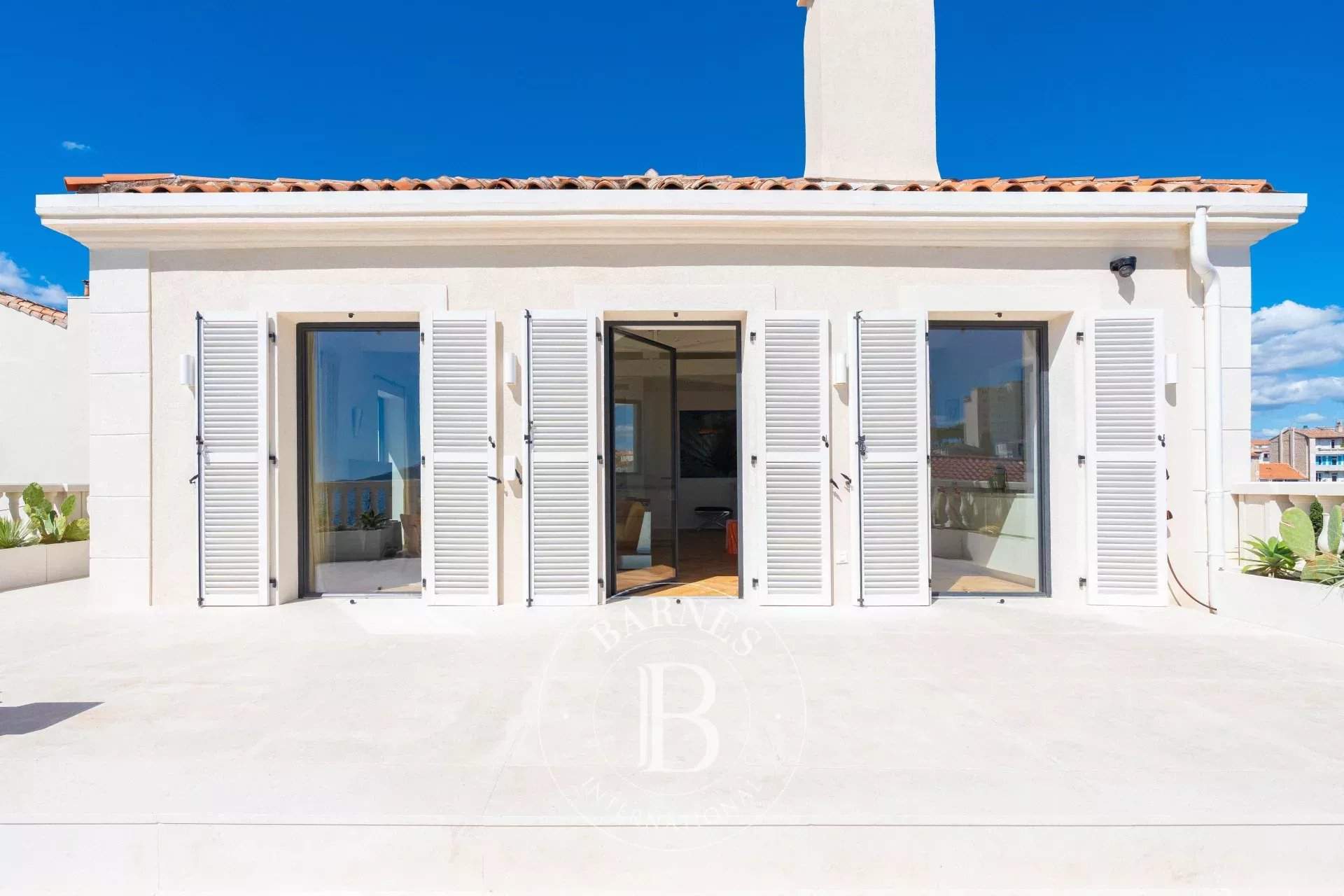 Marseille  - Villa 5 Pièces 4 Chambres - picture 6