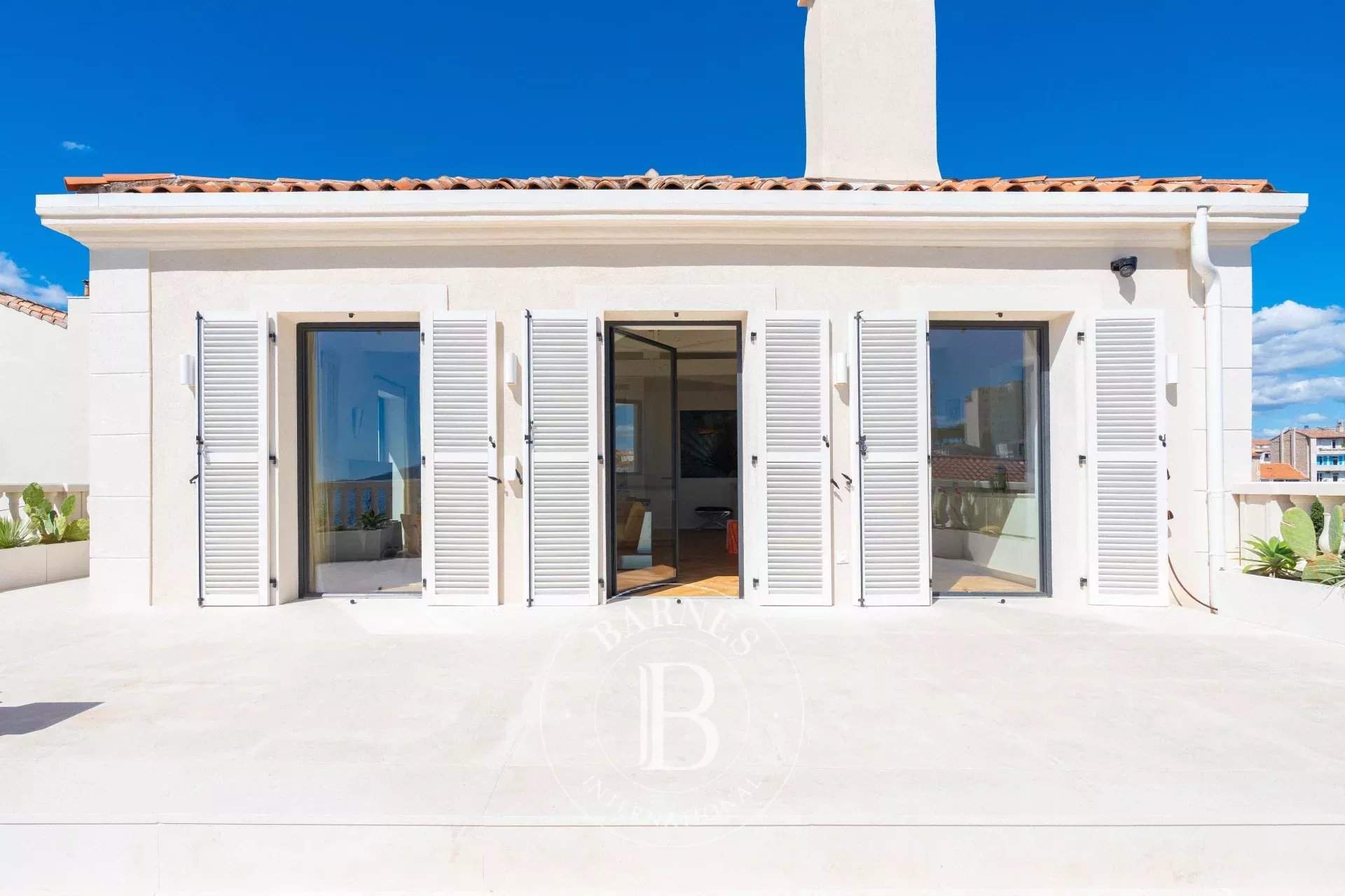 Marseille  - Villa 4 Bedrooms - picture 6