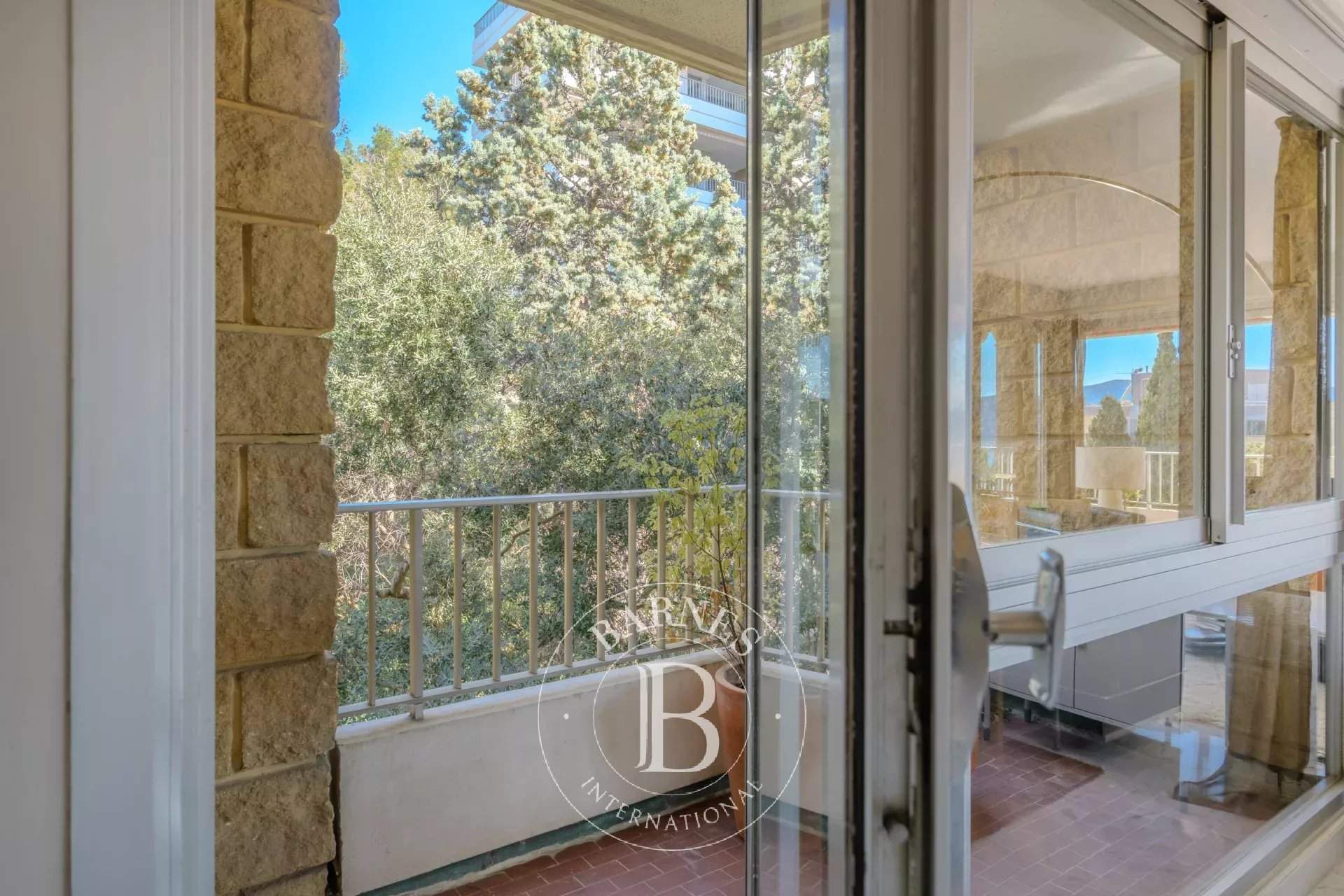 Marseille  - Apartment 3 Bedrooms - picture 16