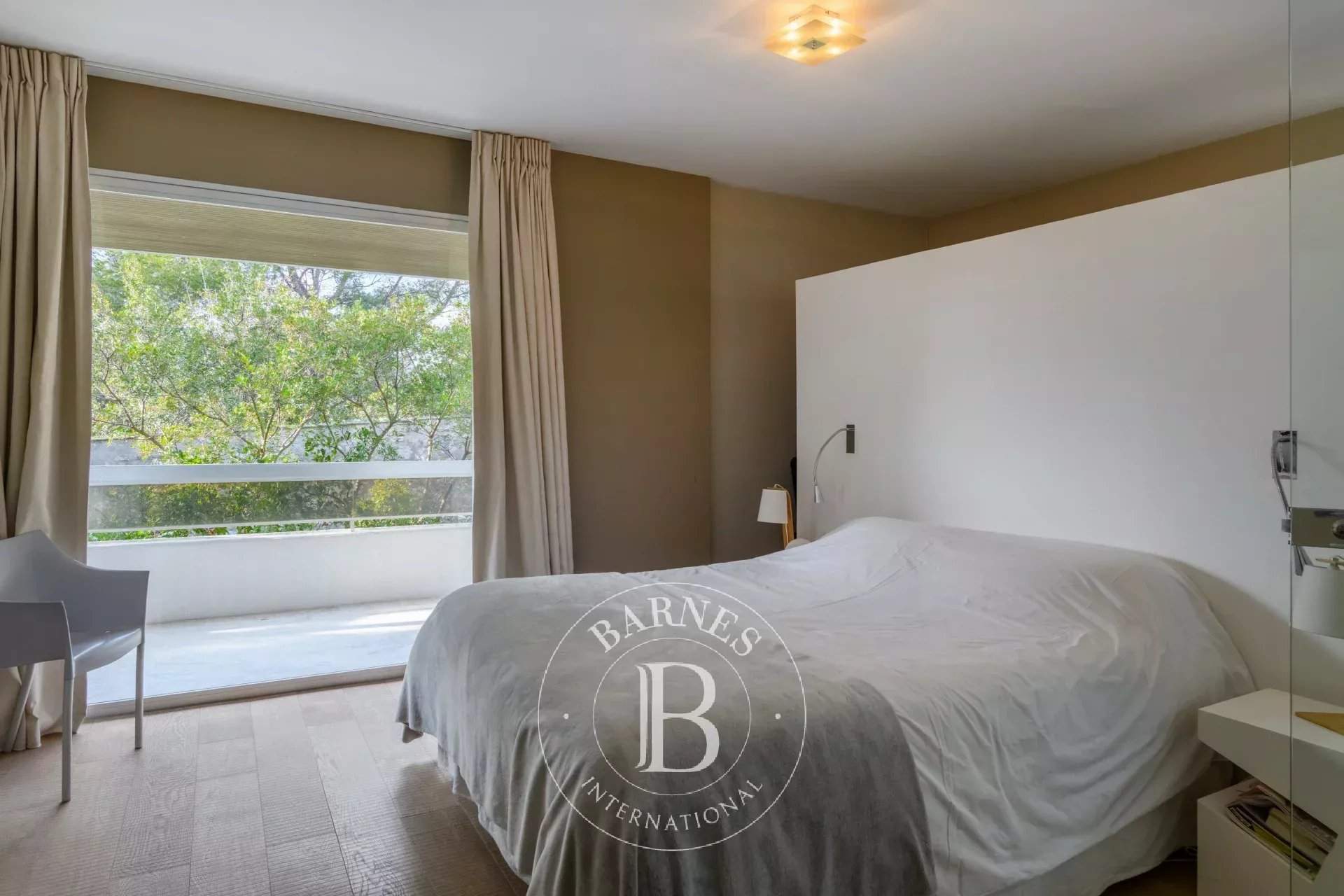 Marseille  - Maison 6 Pi&egrave;ces 4 Chambres - picture 11