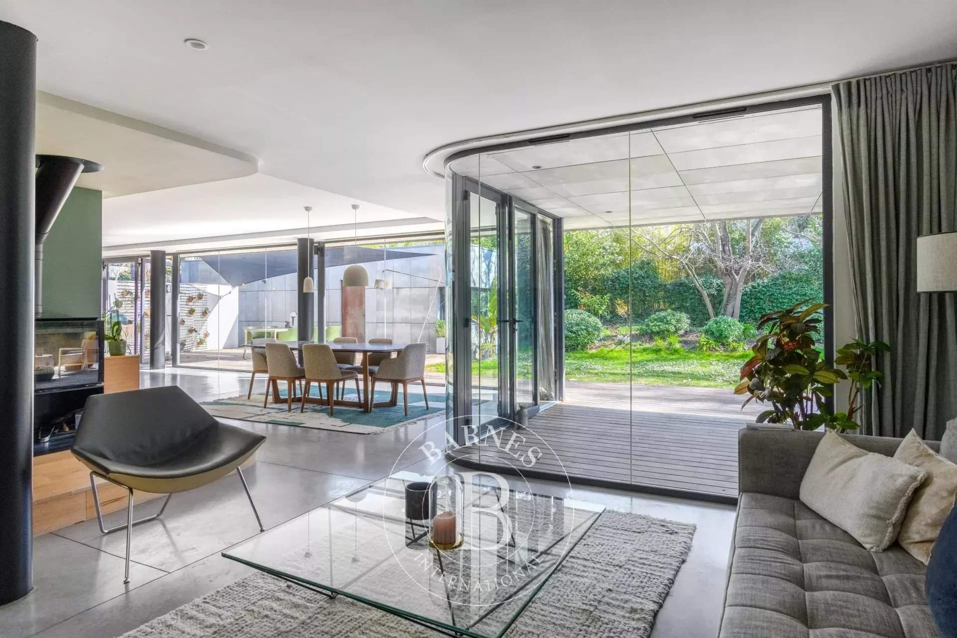 Marseille  - Maison 6 Pi&egrave;ces 4 Chambres - picture 9