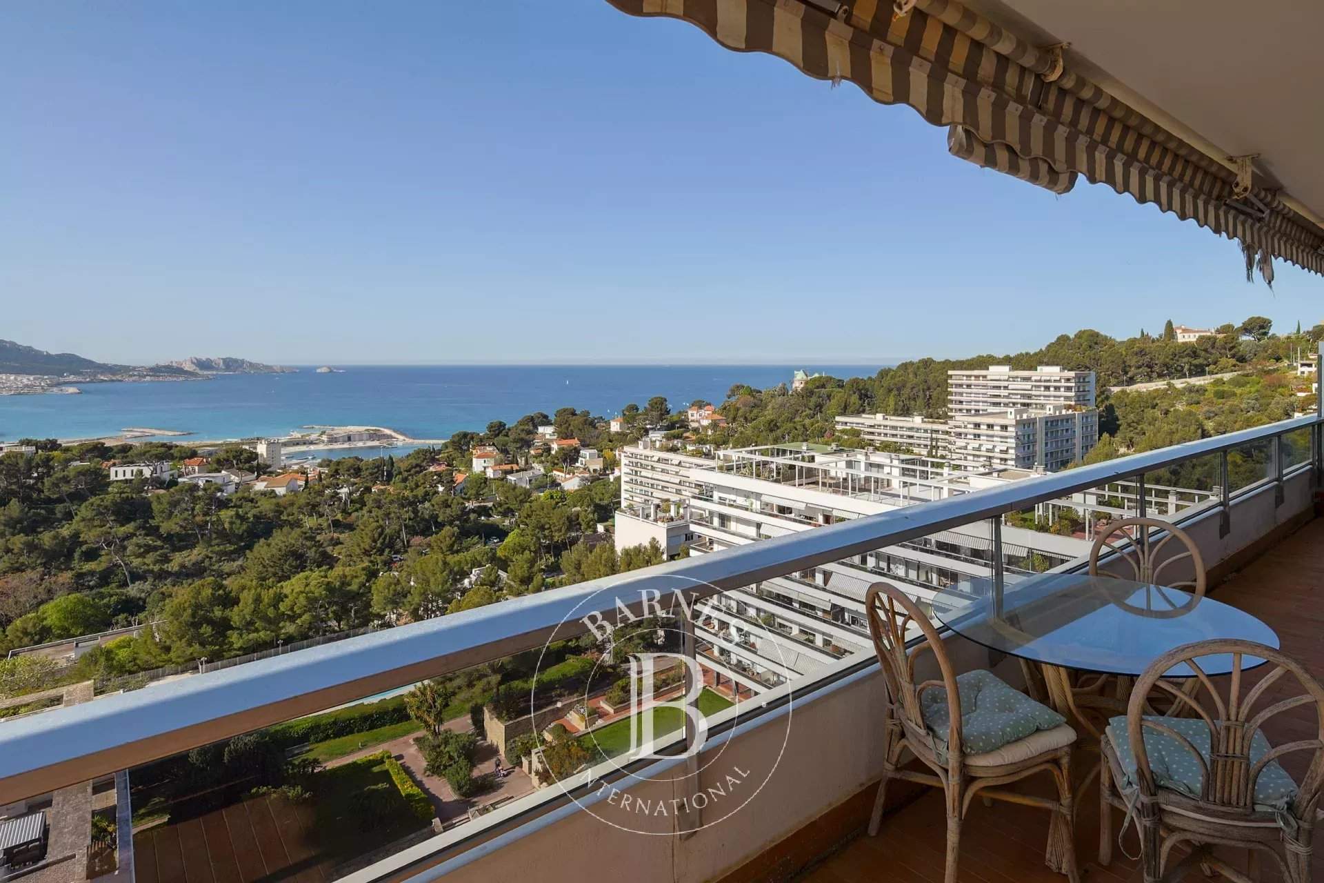 Marseille  - Apartment 2 Bedrooms - picture 14