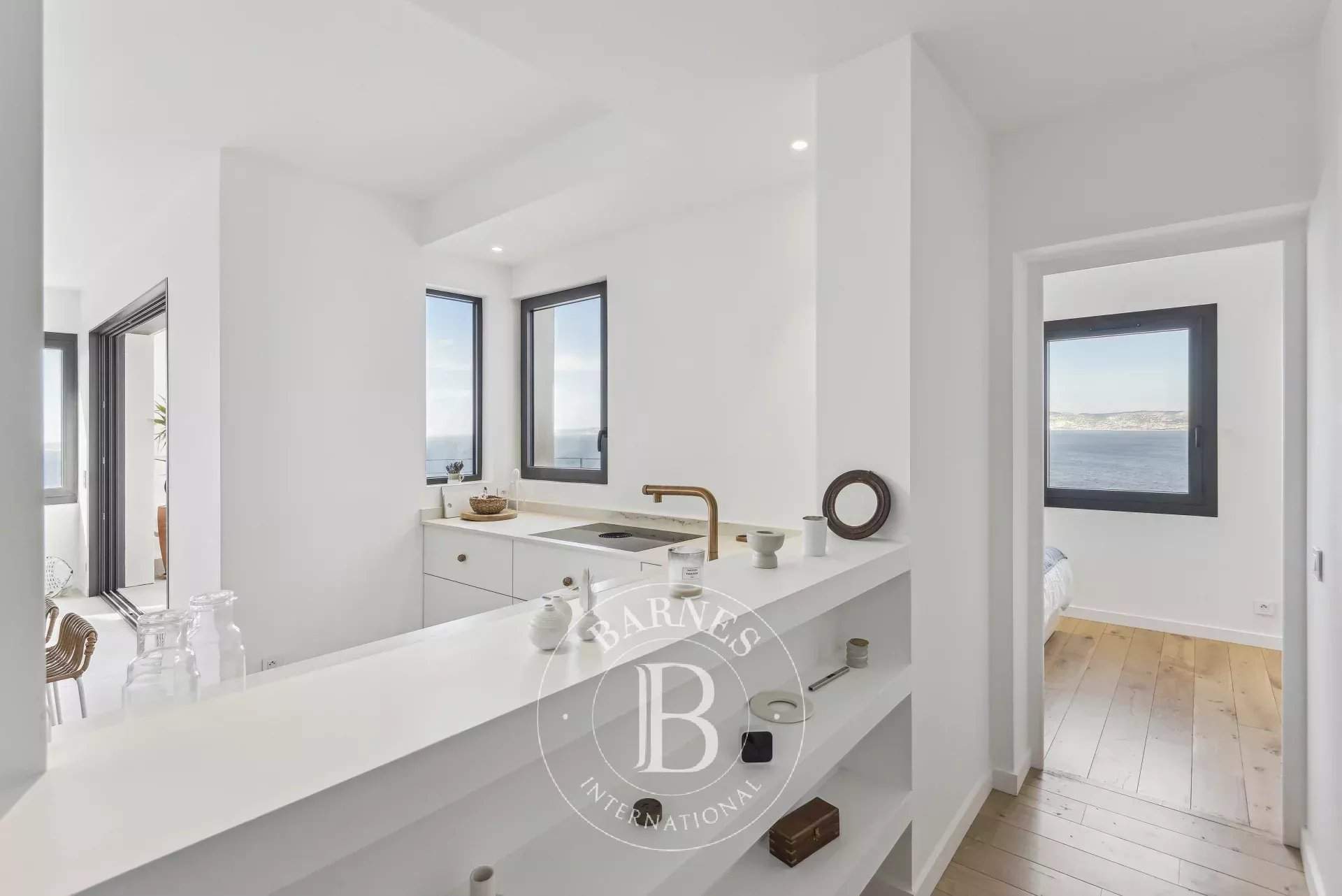 Marseille  - Apartment 3 Bedrooms - picture 16