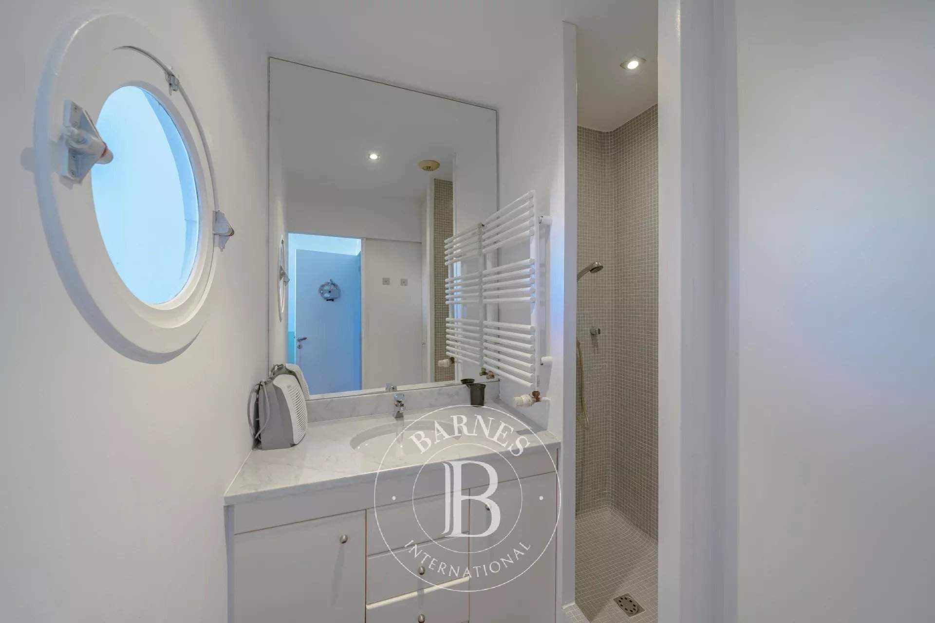 Marseille  - House 4 Bedrooms - picture 12