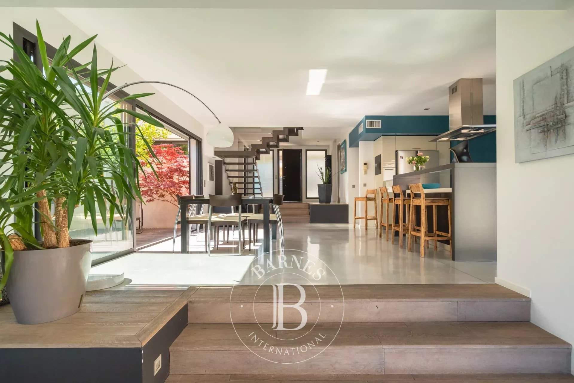 Marseille  - Villa 4 Pi&egrave;ces 3 Chambres - picture 17